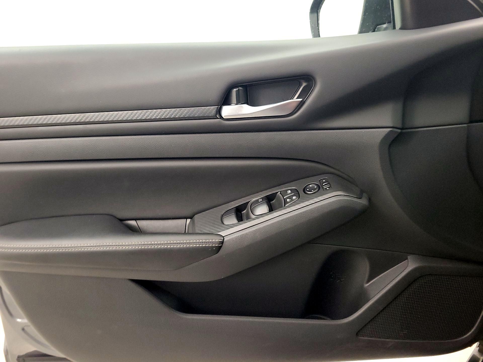 Thumbnail: 2025 Nissan Altima - 12