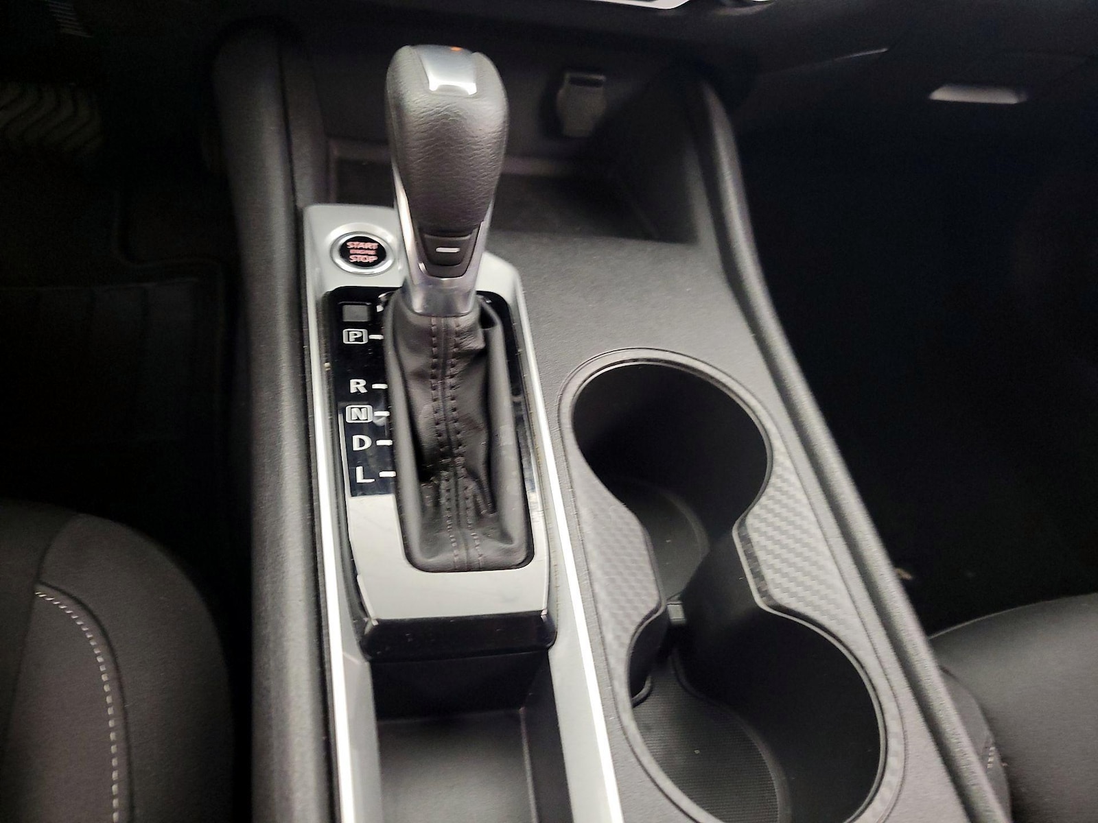 2025 Nissan Altima SV - Photo 18