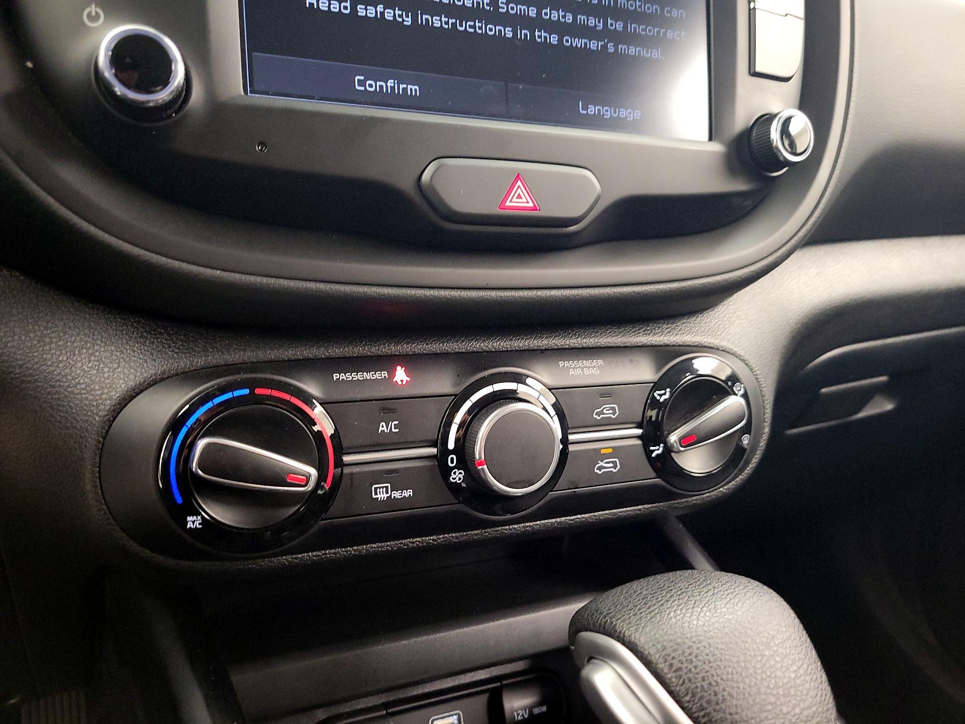 Thumbnail: 2025 Kia Soul - 16