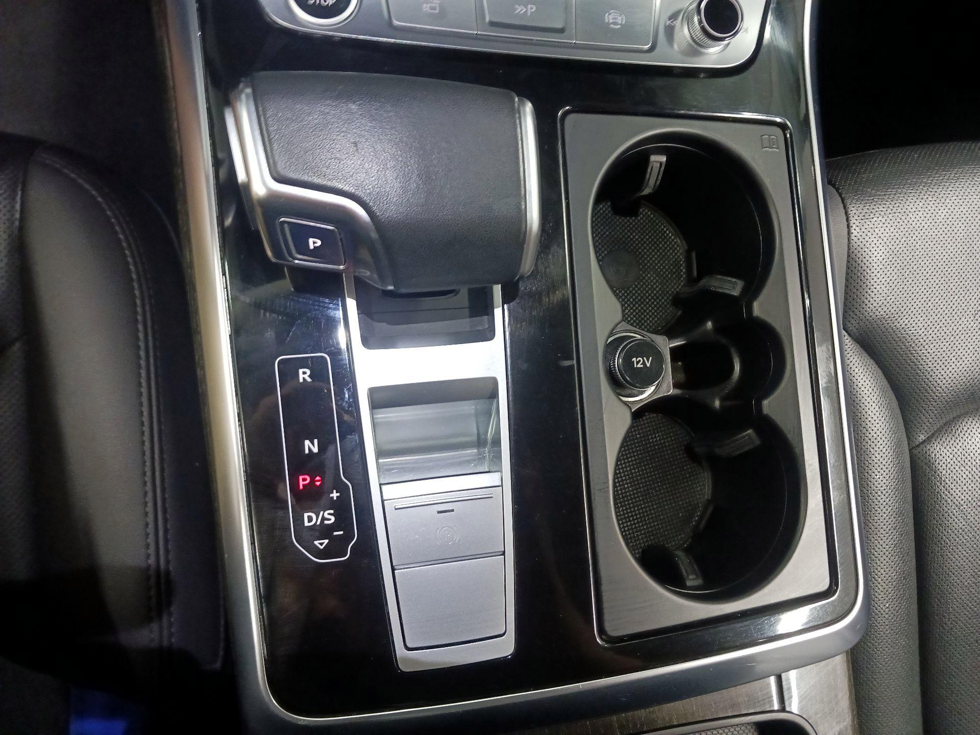 Thumbnail: 2023 Audi Q7 - 16