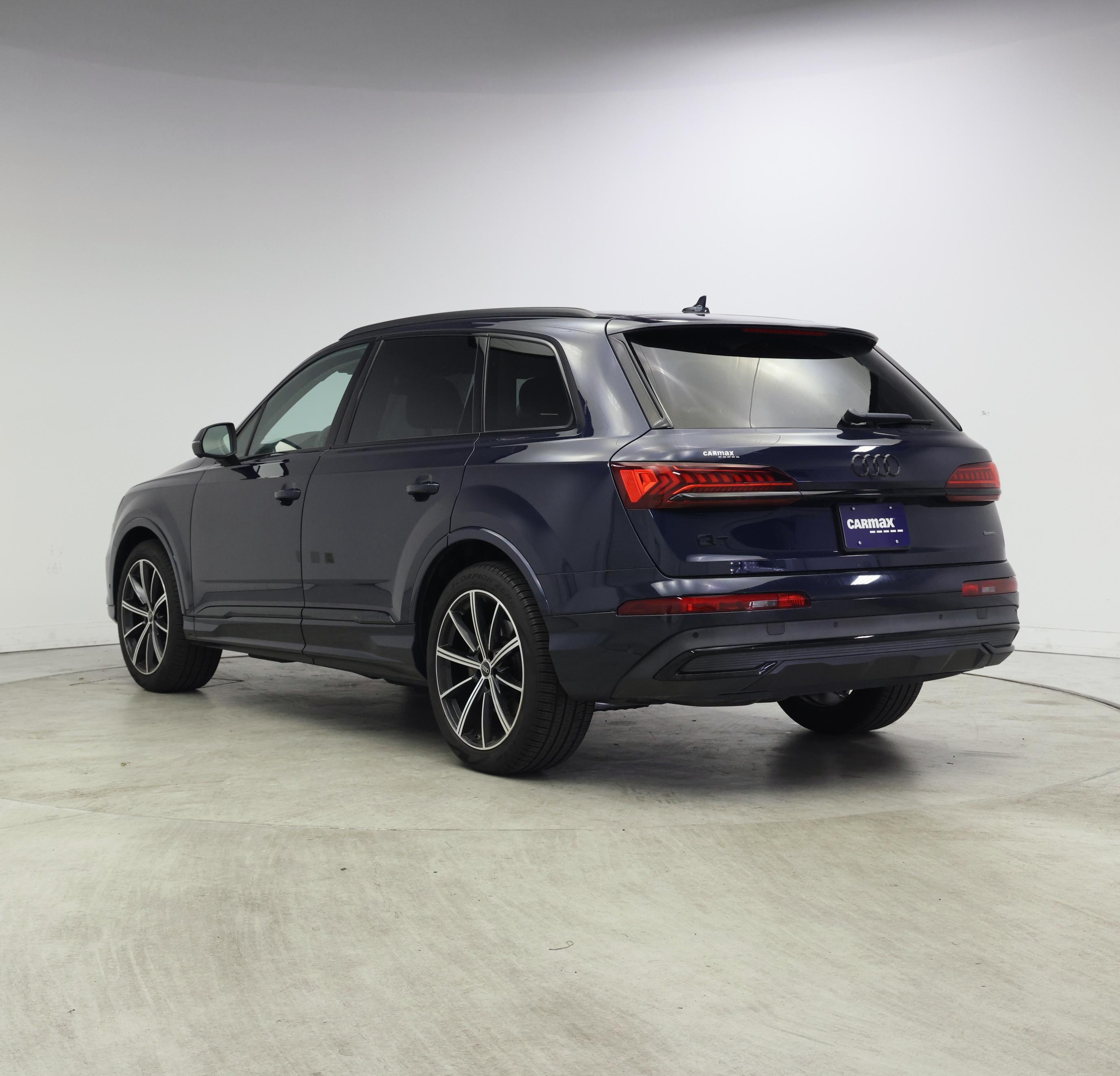 Thumbnail: 2023 Audi Q7 - 2
