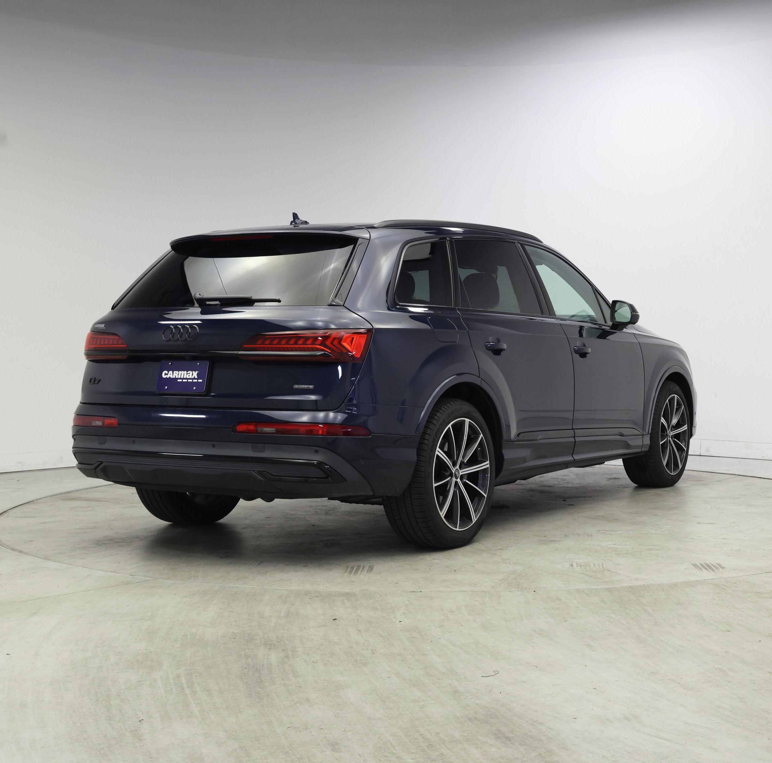 Thumbnail: 2023 Audi Q7 - 8