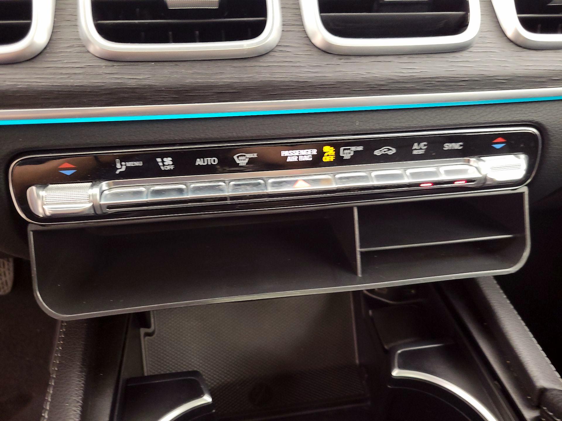 Thumbnail: 2022 Mercedes-Benz GLE - 17