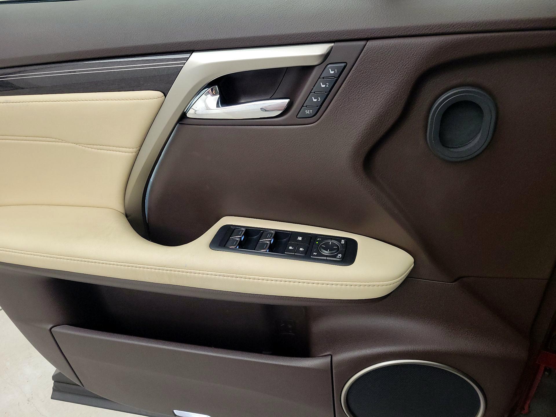 Thumbnail: 2017 Lexus RX - 12