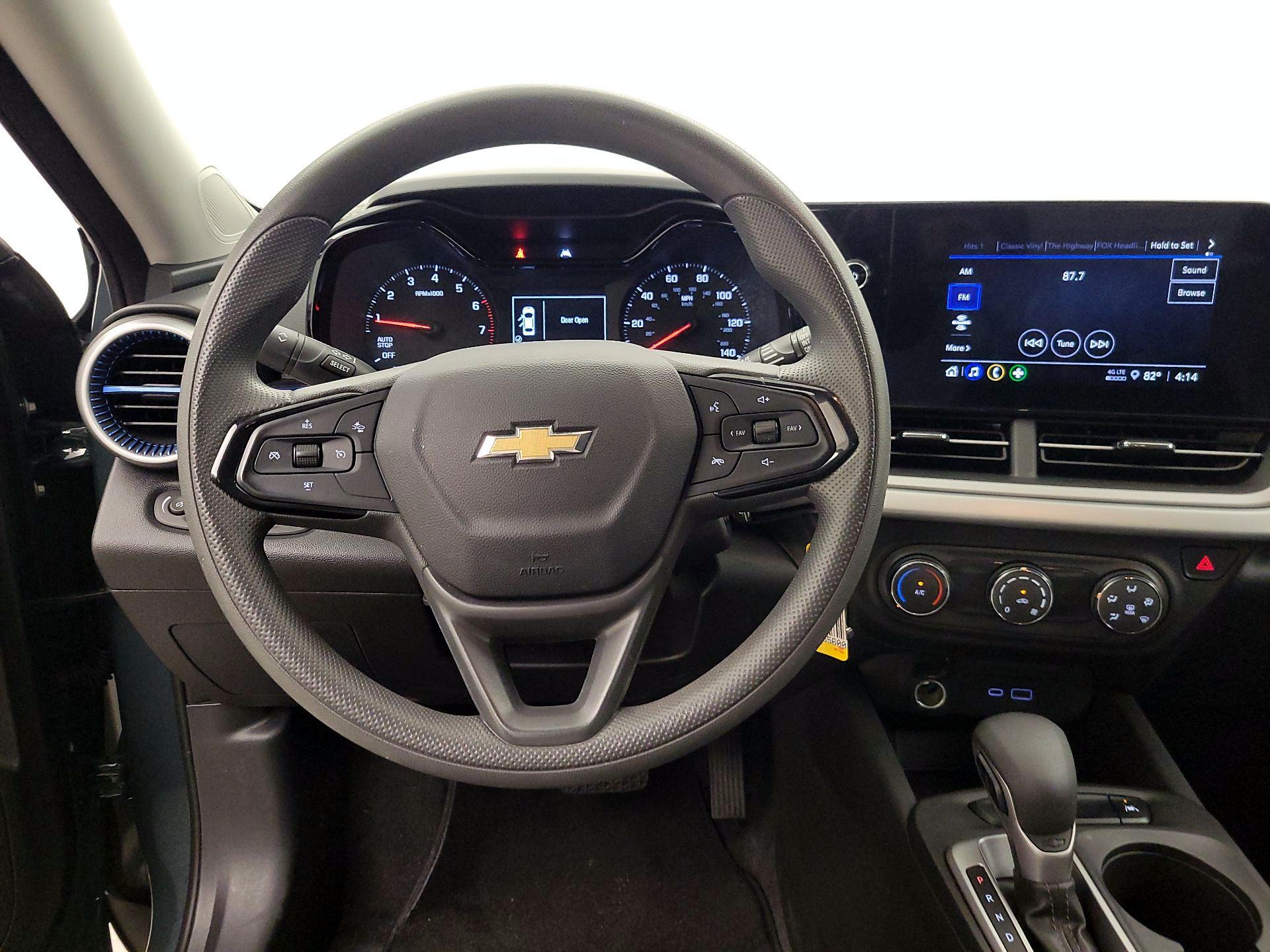 Thumbnail: 2025 Chevrolet Trax - 10