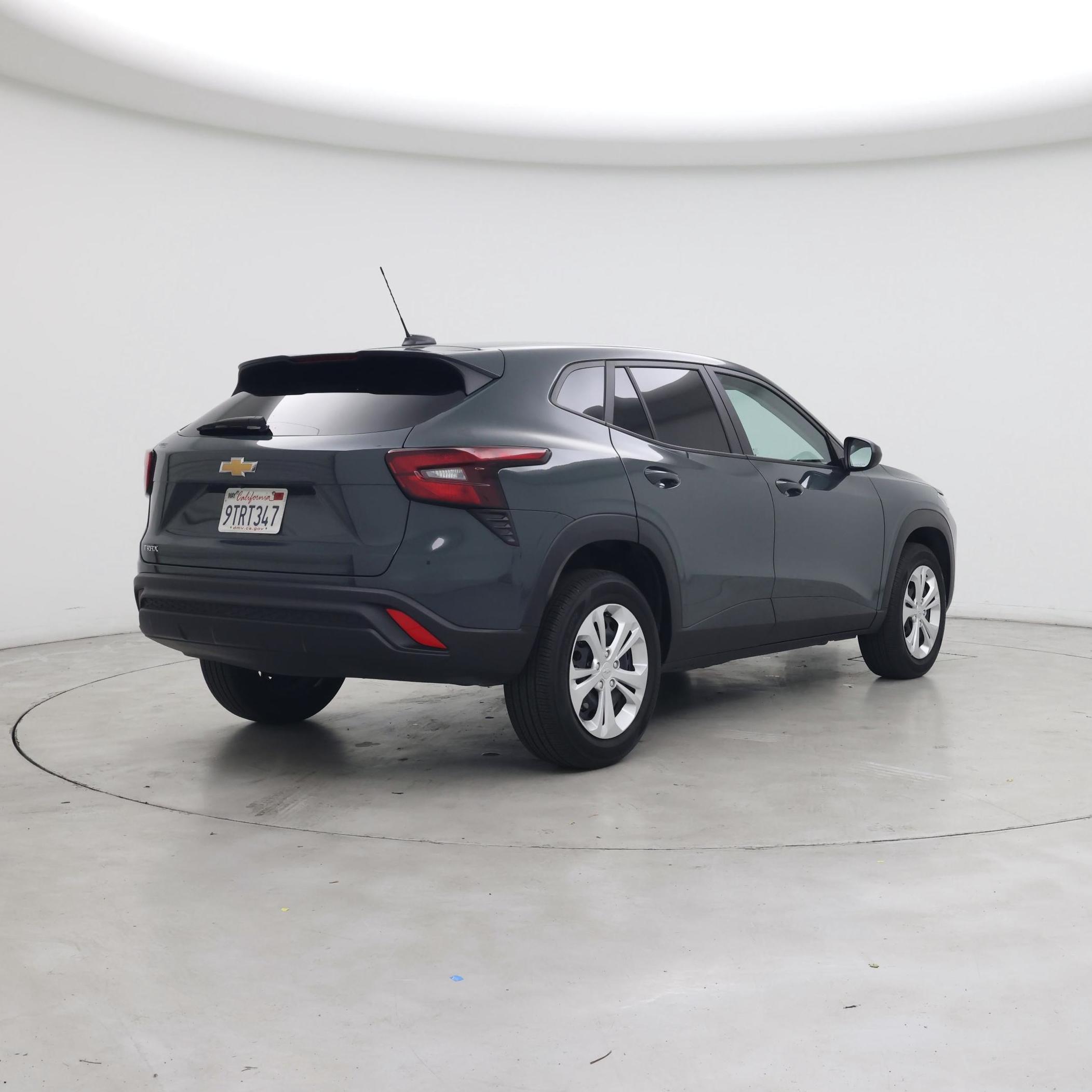 Thumbnail: 2025 Chevrolet Trax - 8