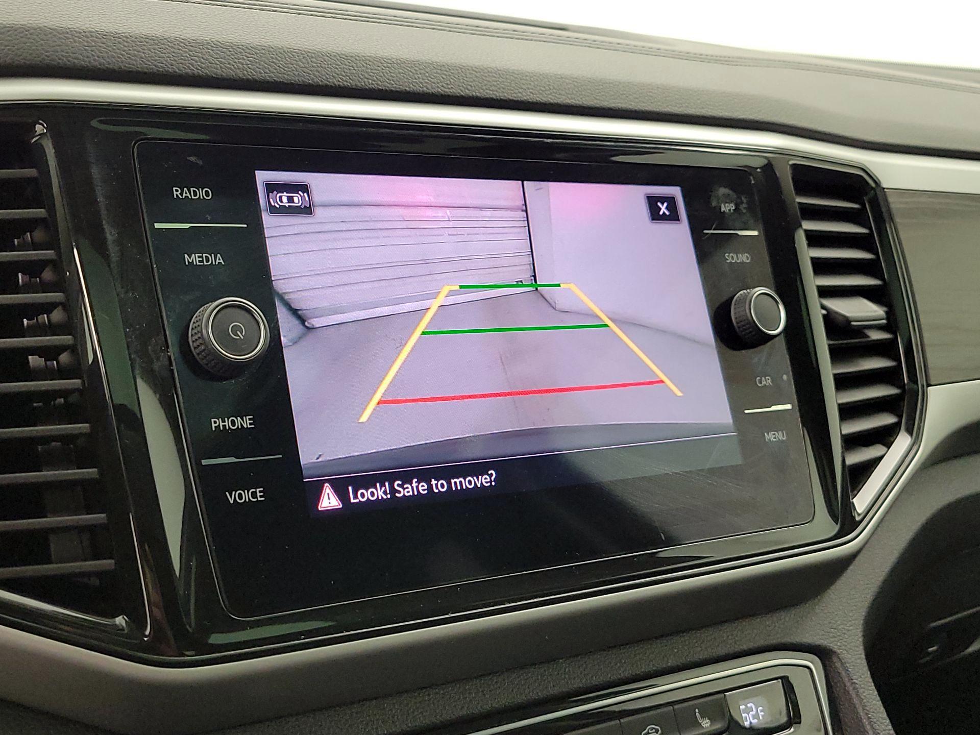 Thumbnail: 2023 Volkswagen Atlas - 12