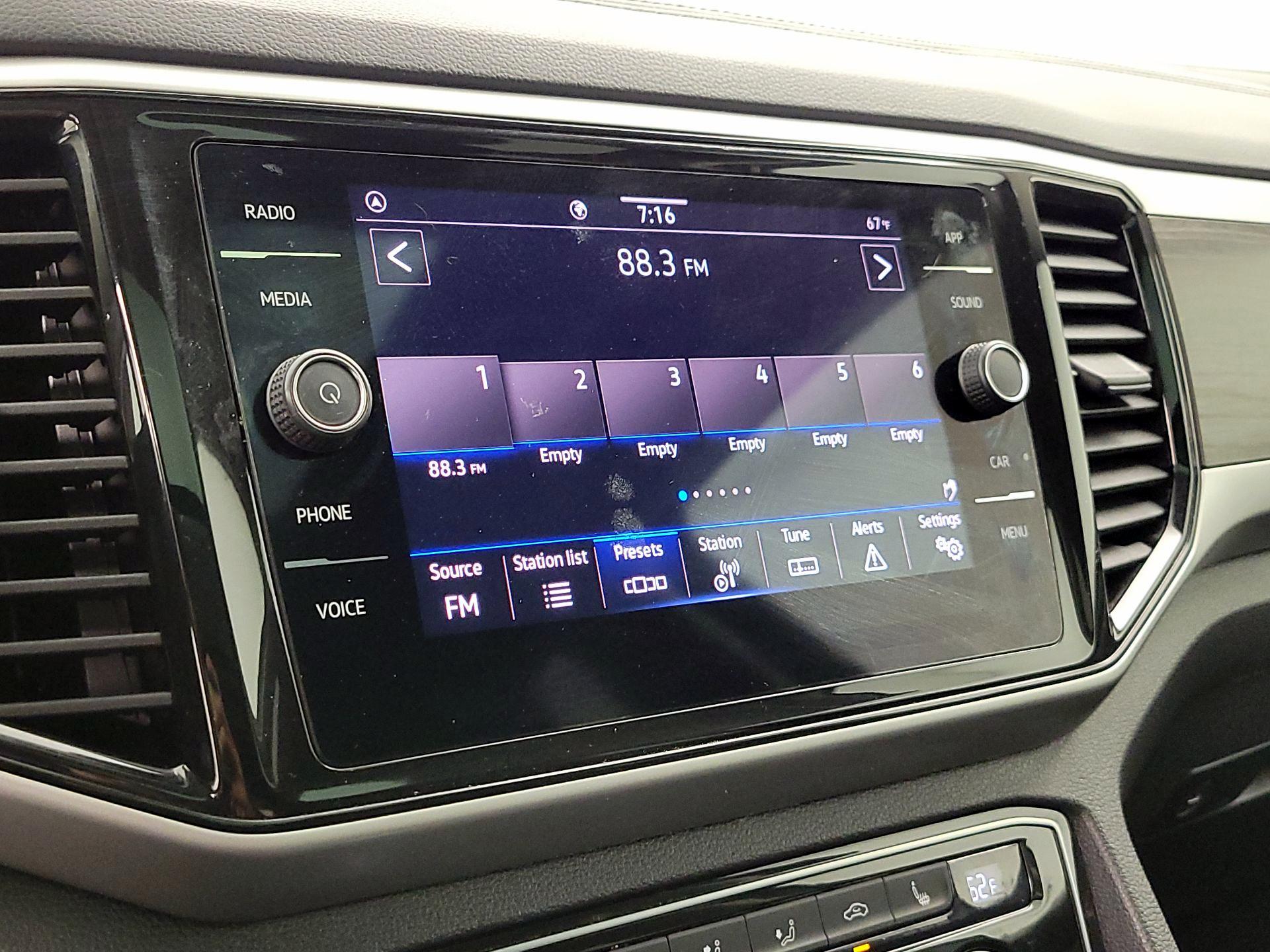 Thumbnail: 2023 Volkswagen Atlas - 13