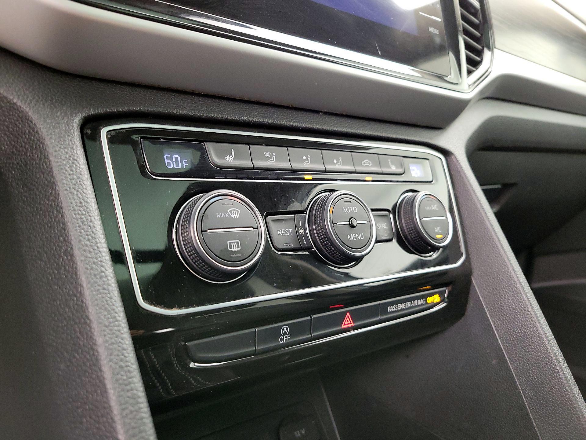 Thumbnail: 2023 Volkswagen Atlas - 14