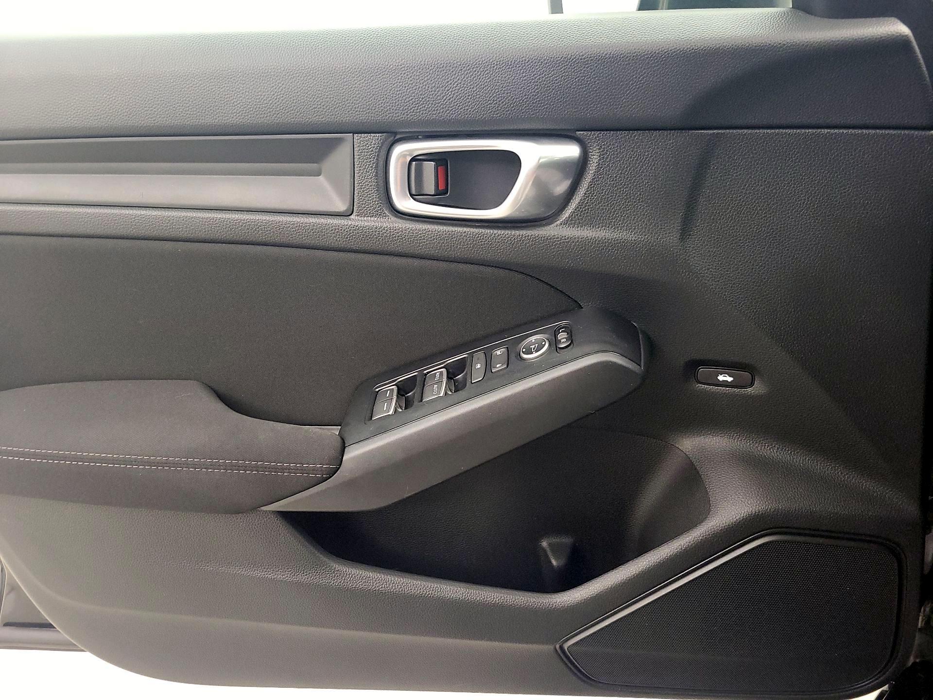 Thumbnail: 2023 Honda Civic - 12