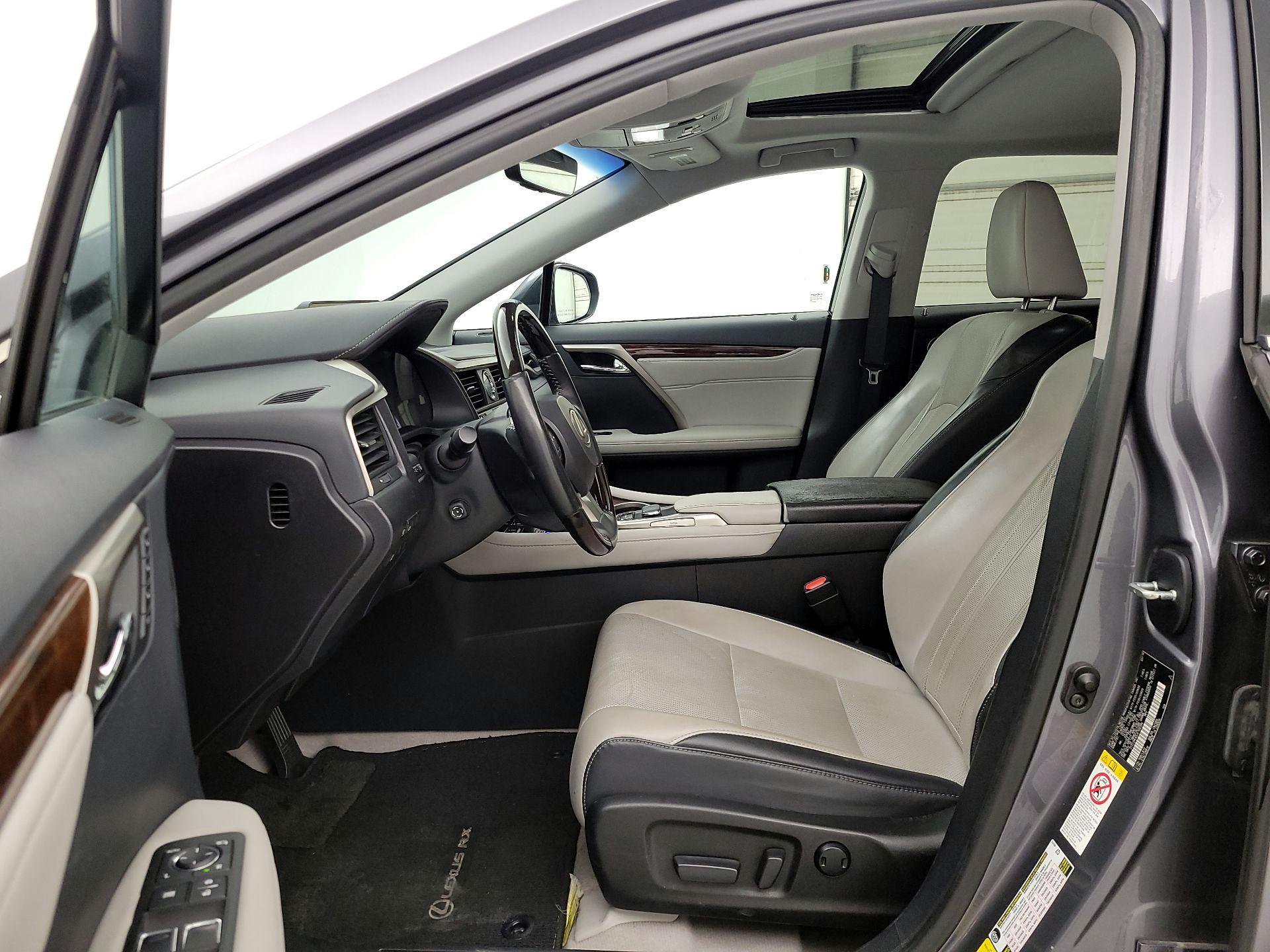 Thumbnail: 2018 Lexus RX - 11