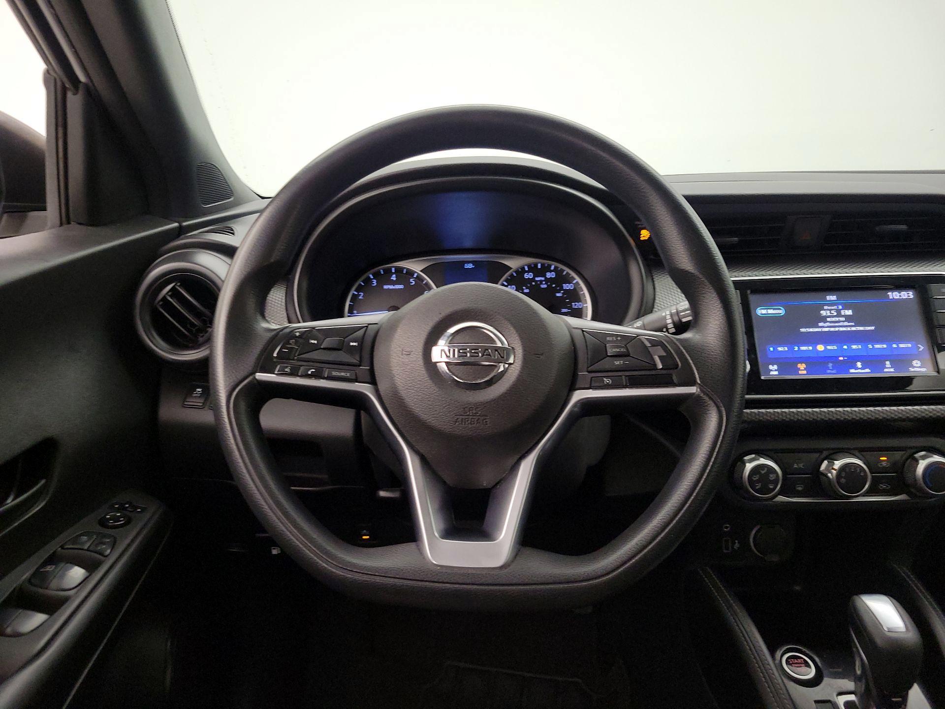 Thumbnail: 2019 Nissan Kicks - 10