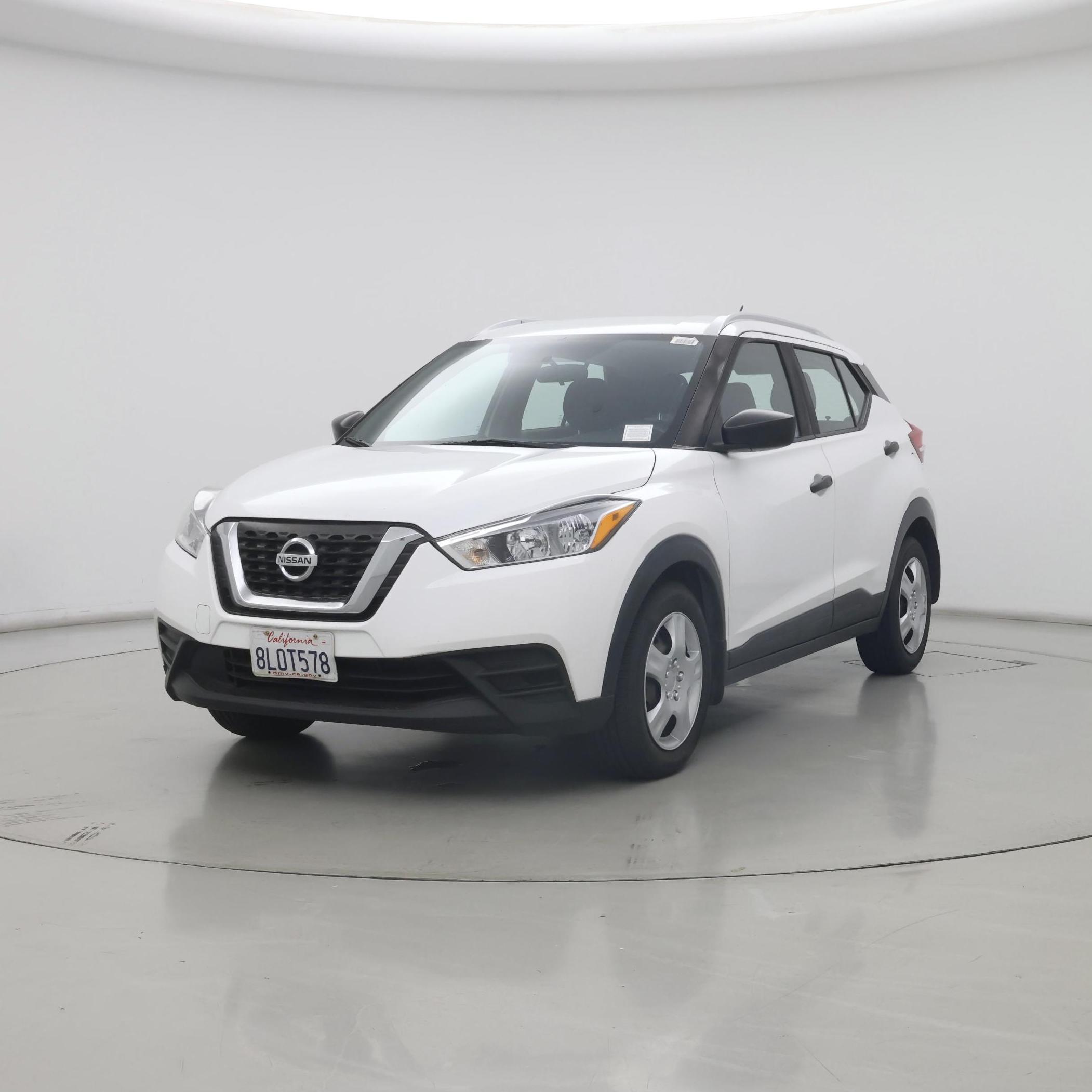 Thumbnail: 2019 Nissan Kicks - 4