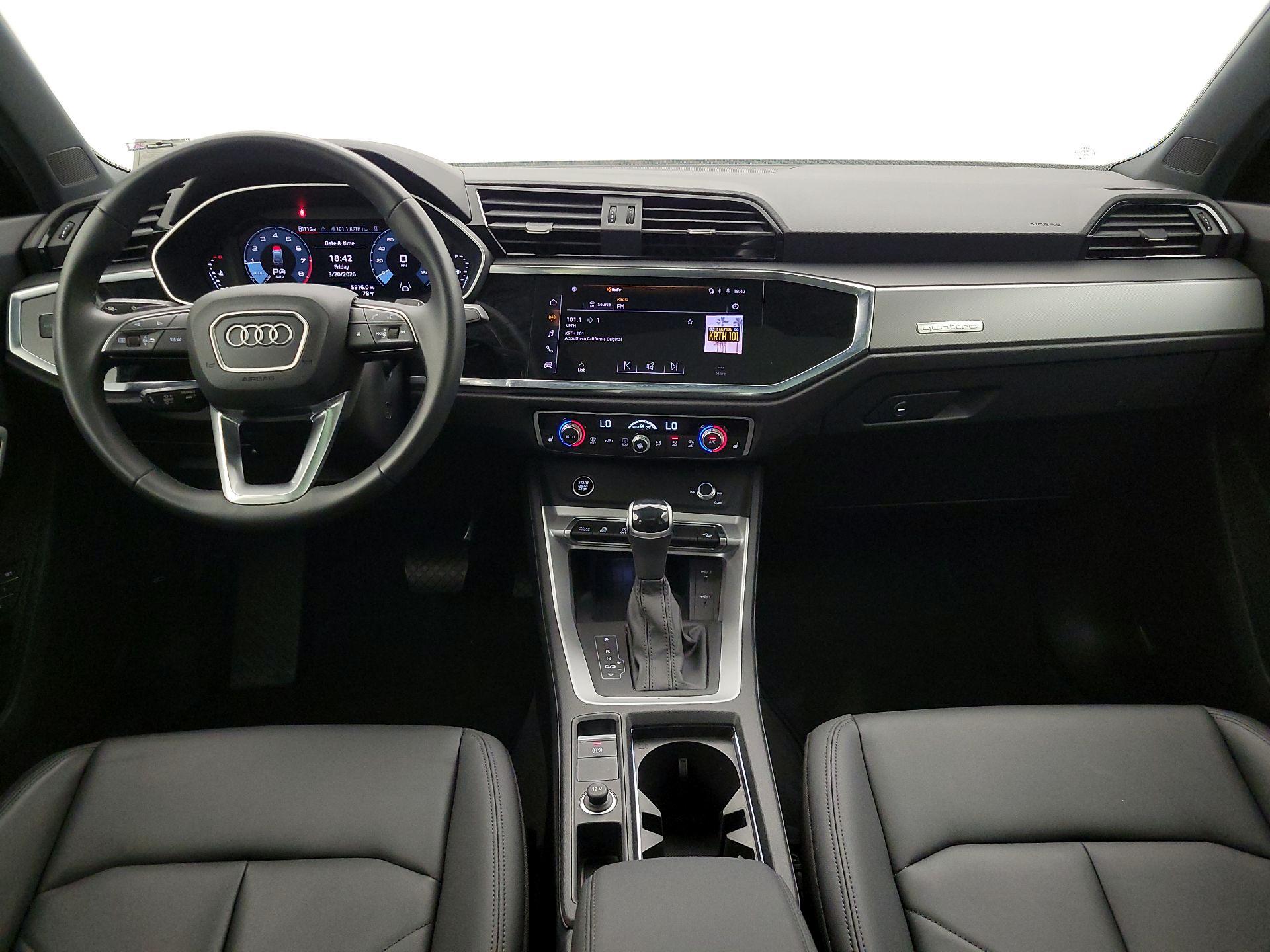 Thumbnail: 2024 Audi Q3 - 9