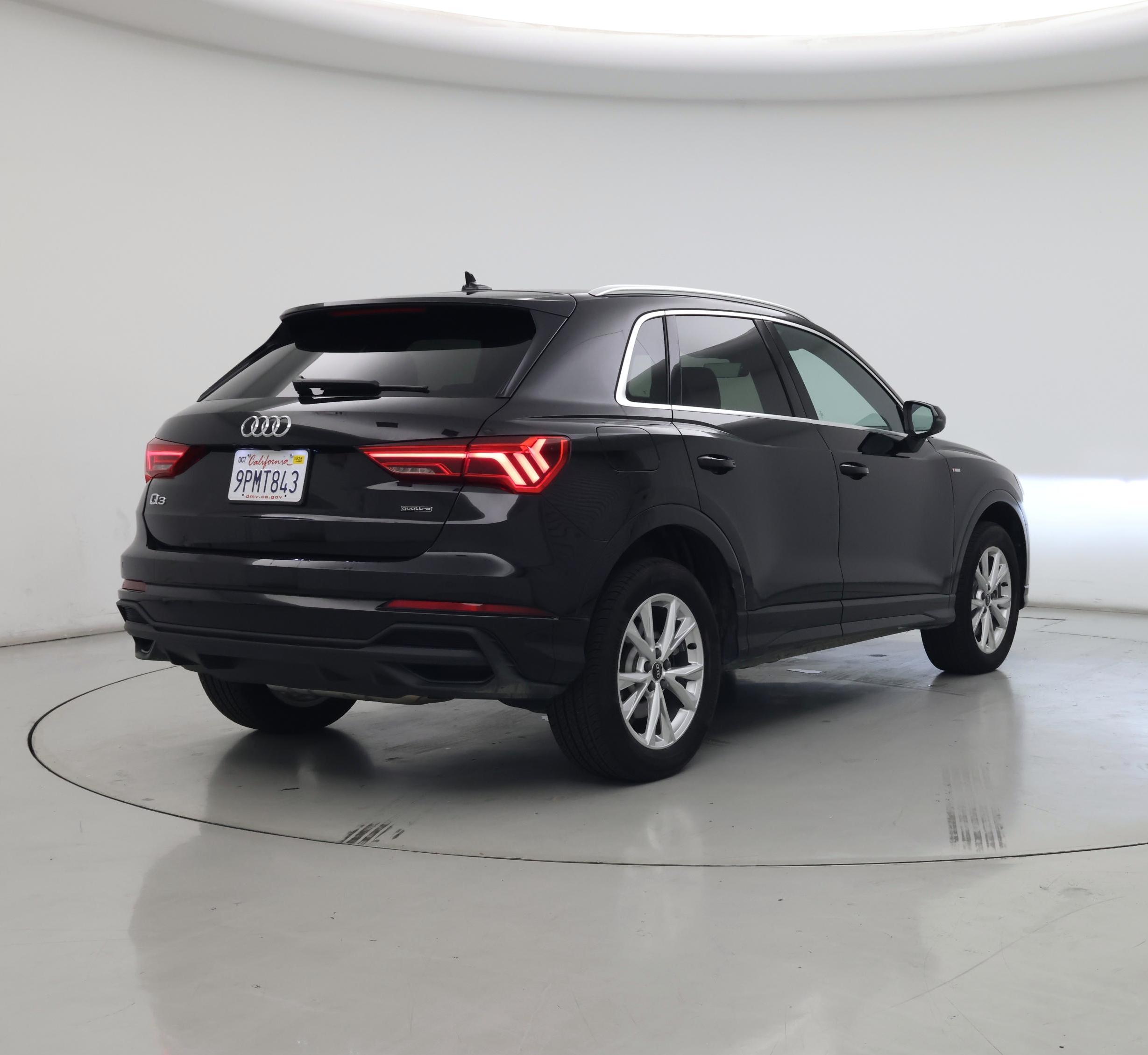 Thumbnail: 2024 Audi Q3 - 8