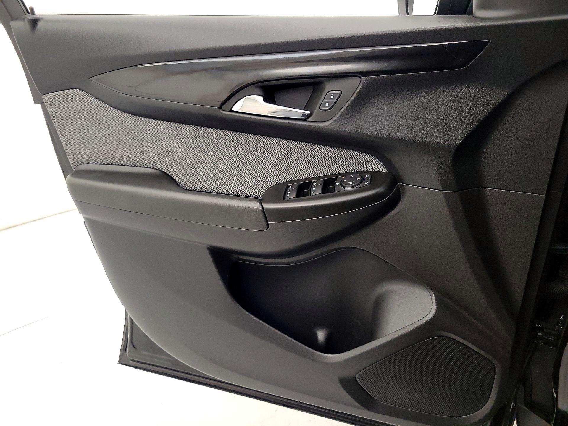 Thumbnail: 2025 Chevrolet TrailBlazer - 12