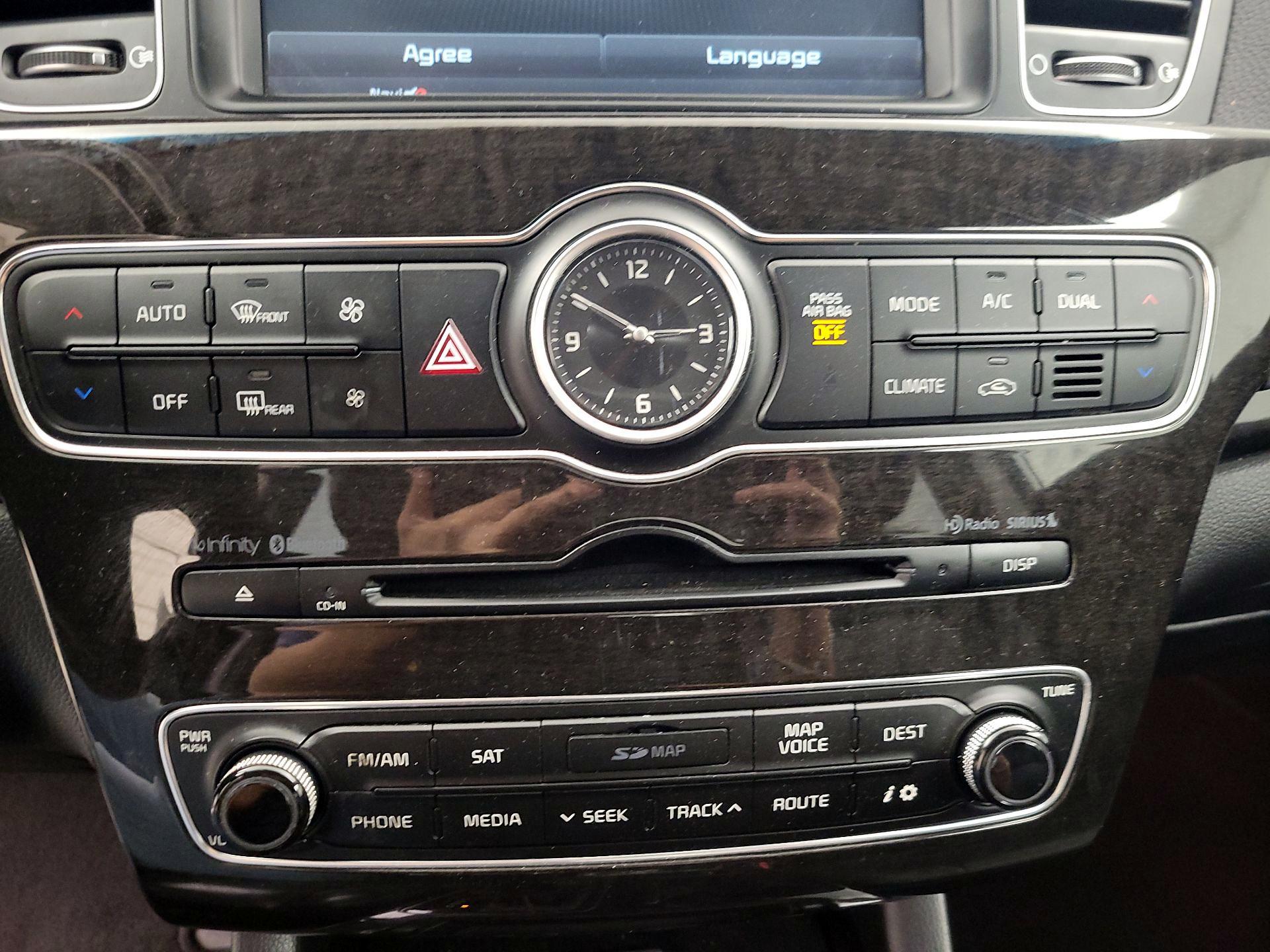 Thumbnail: 2014 Kia Cadenza - 14