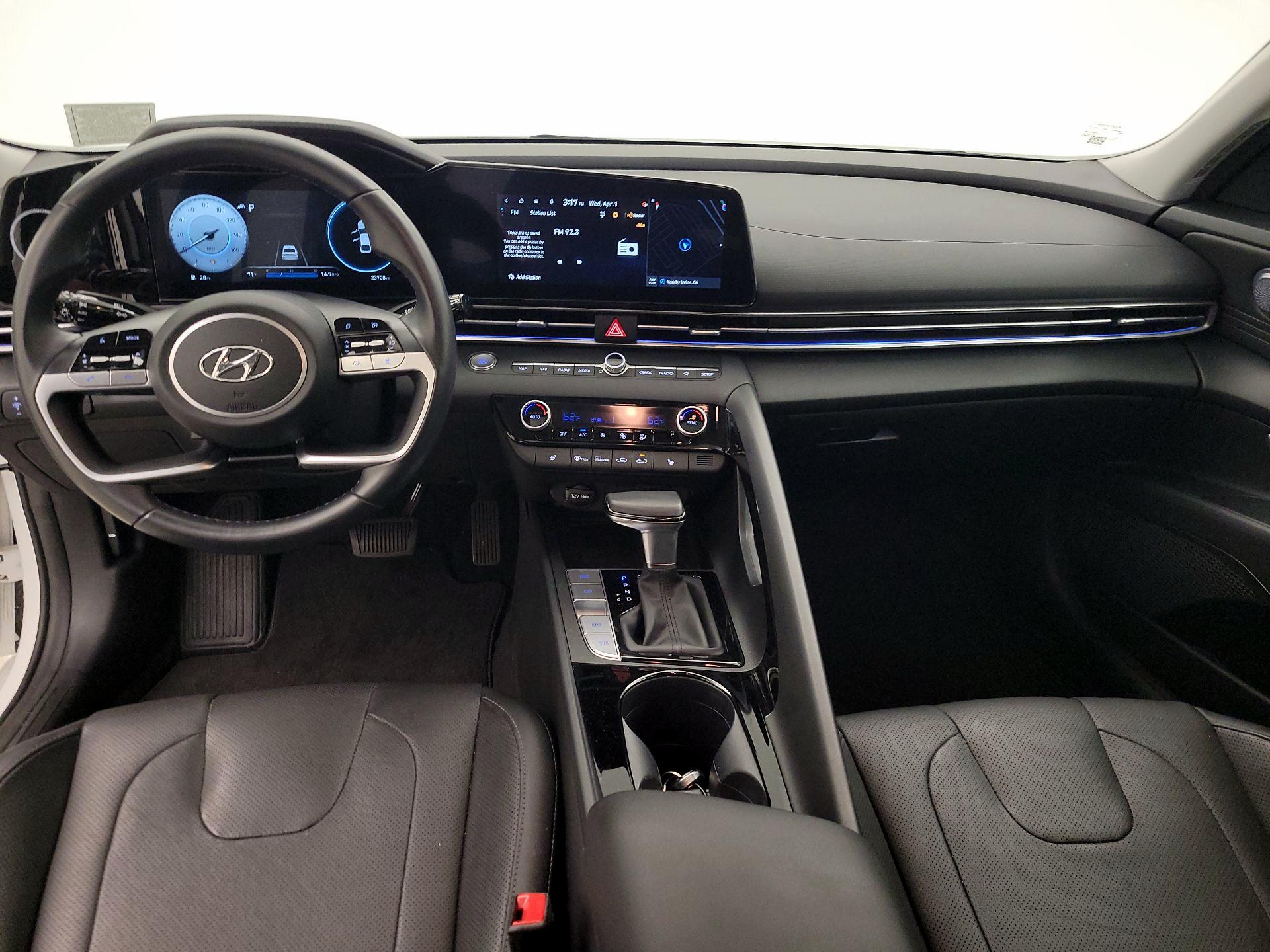 Thumbnail: 2023 Hyundai Elantra - 9