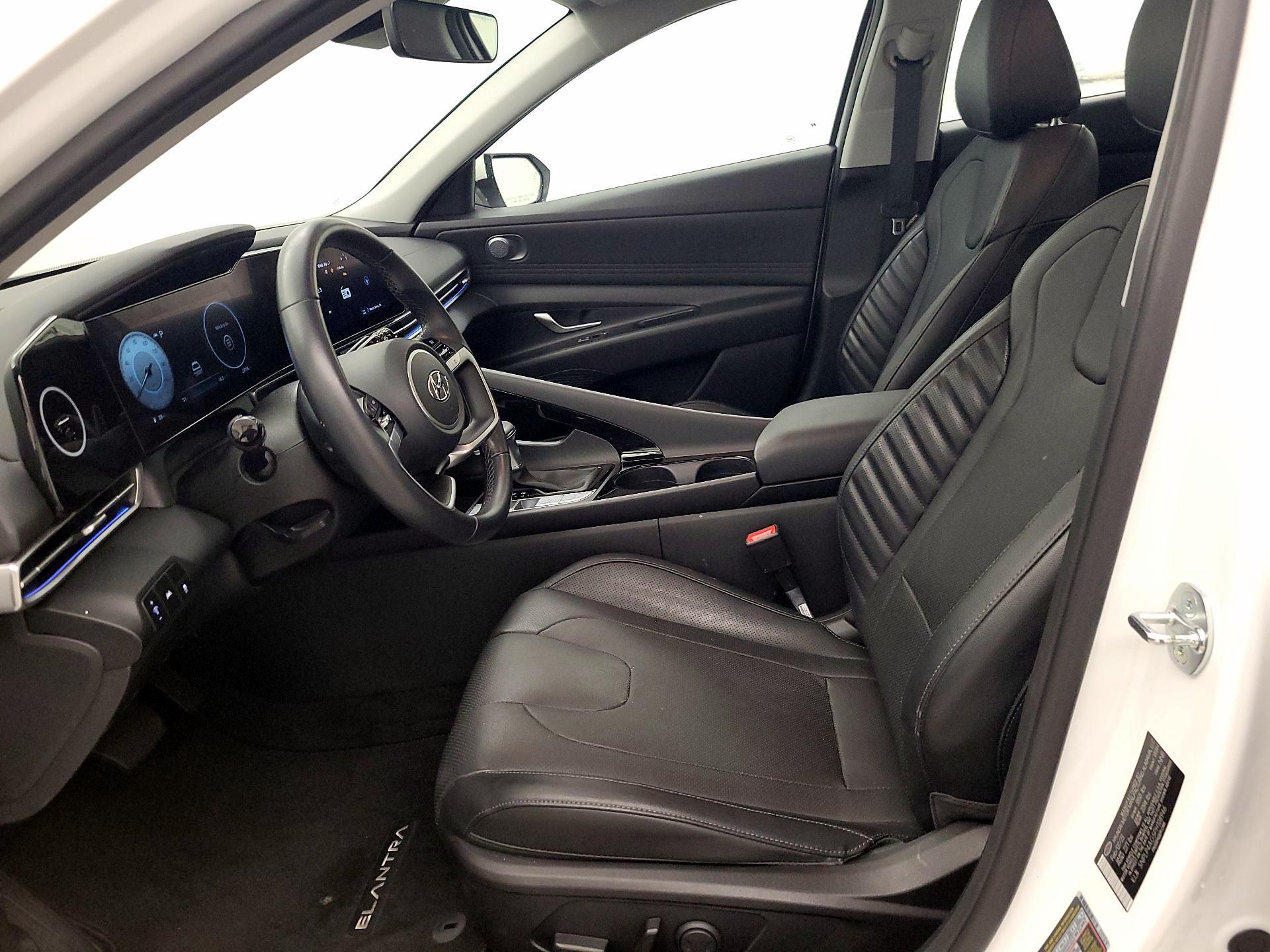 Thumbnail: 2023 Hyundai Elantra - 11