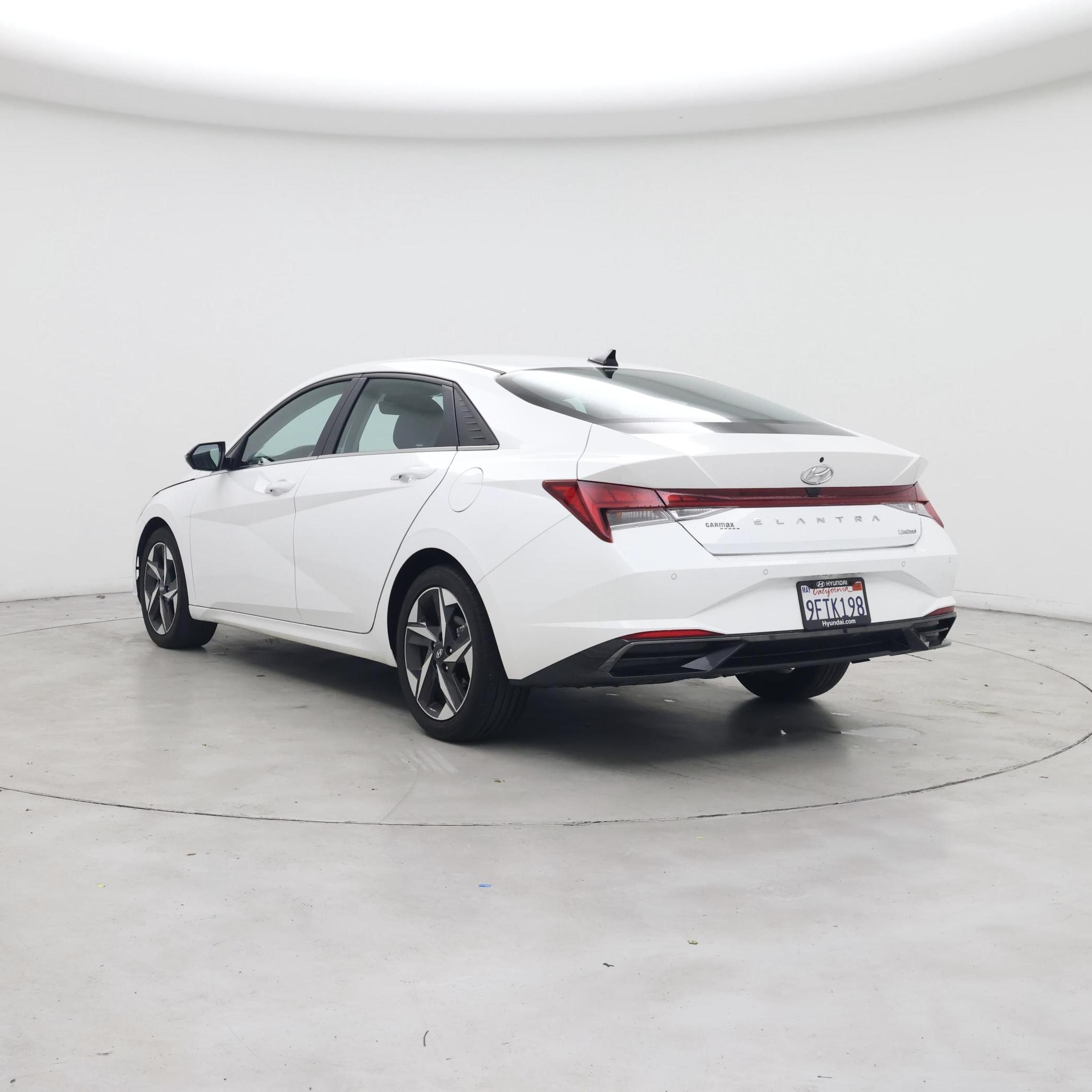 Thumbnail: 2023 Hyundai Elantra - 2