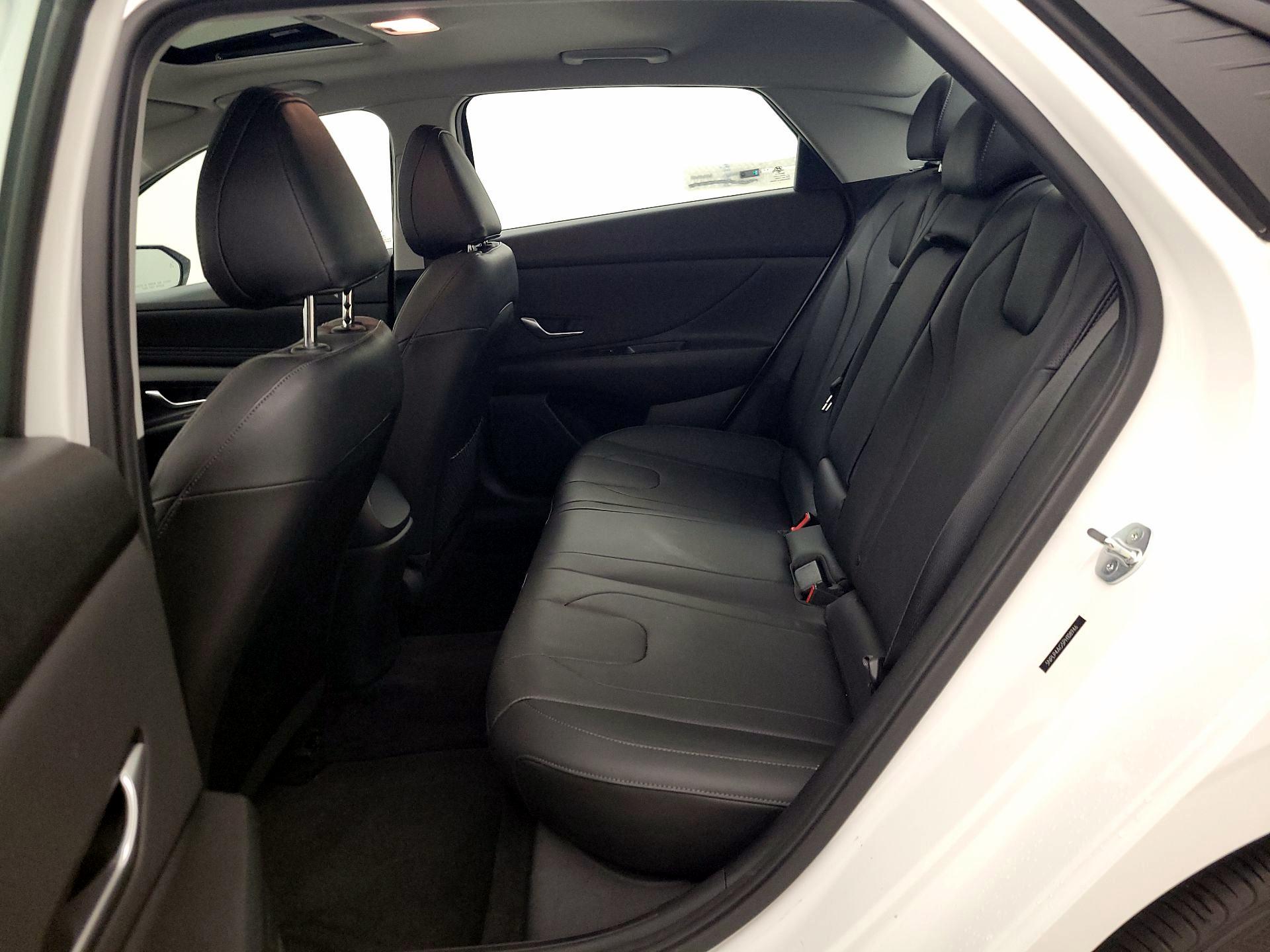 Thumbnail: 2023 Hyundai Elantra - 19