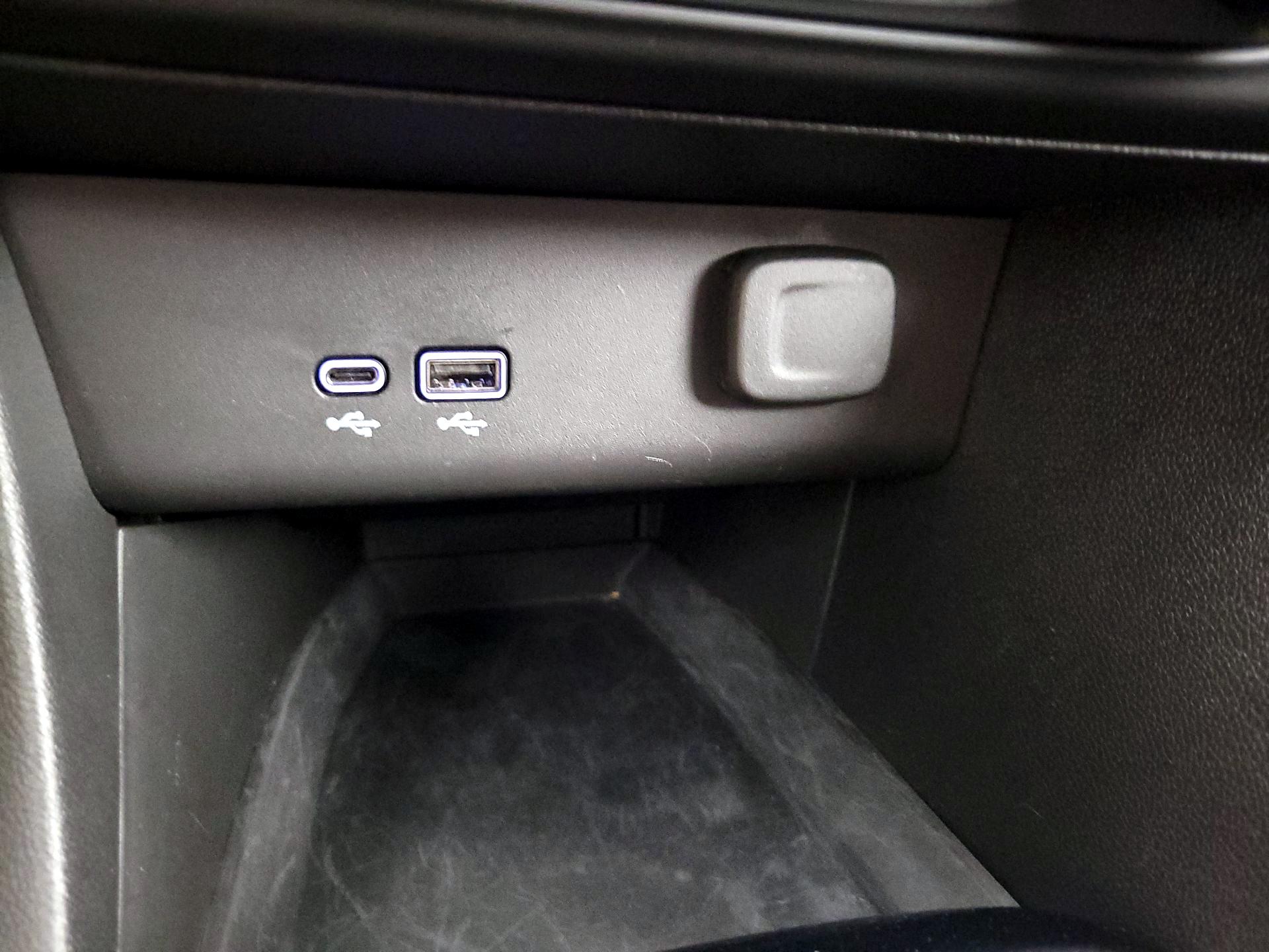 Thumbnail: 2025 Buick Encore GX - 18