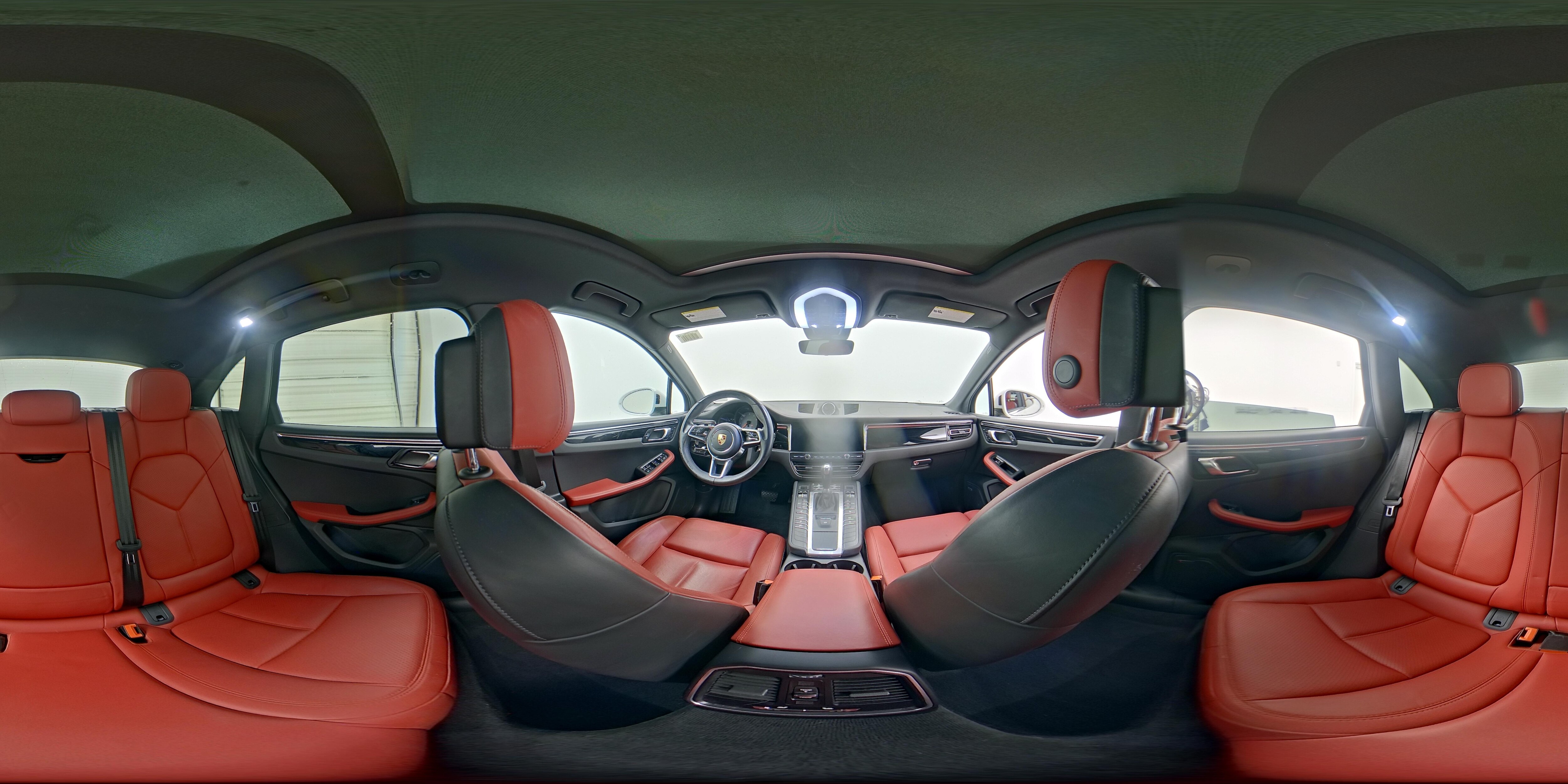 2020 Porsche Macan S - Photo 25