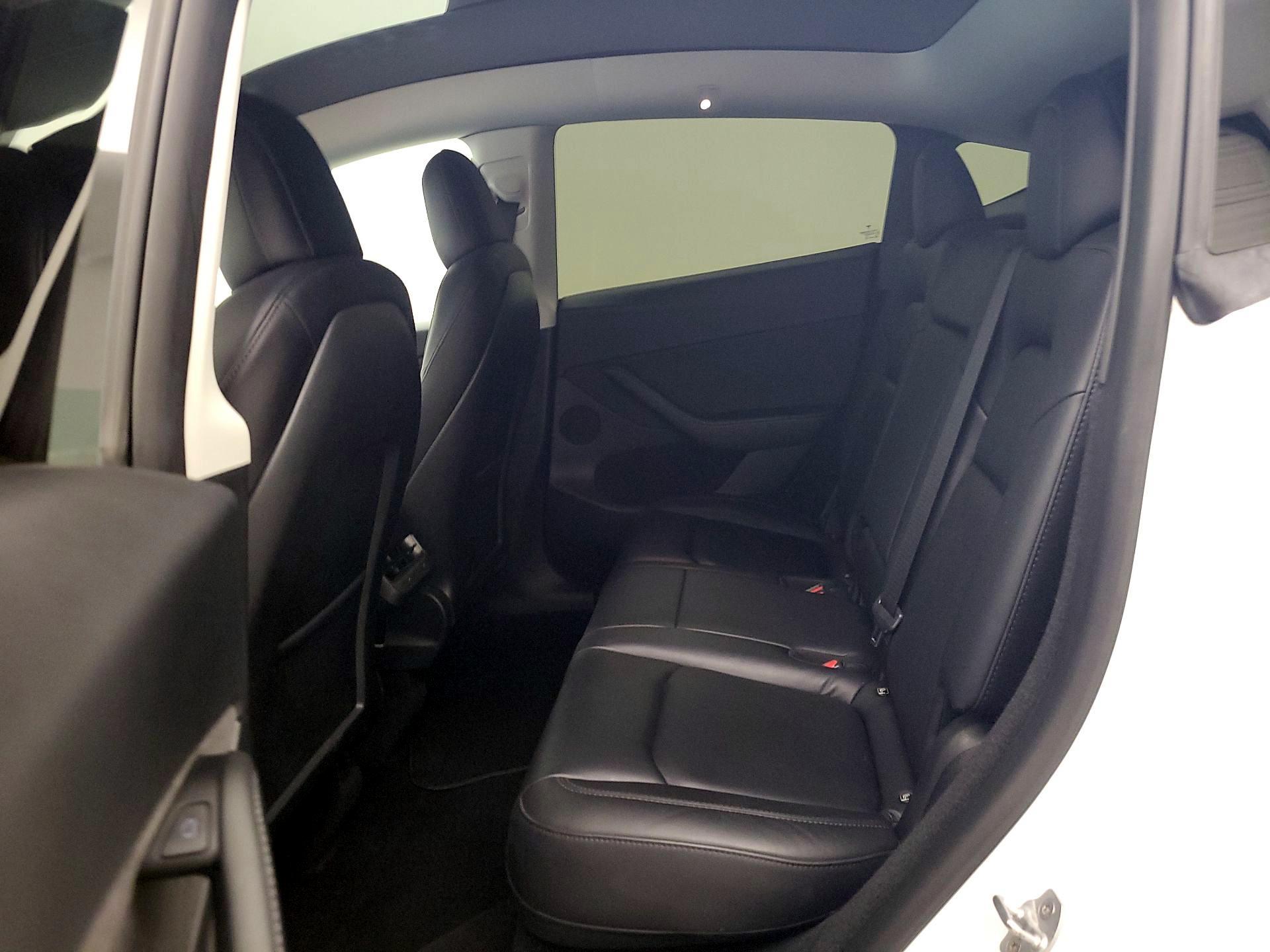 Thumbnail: 2023 Tesla Model Y - 17