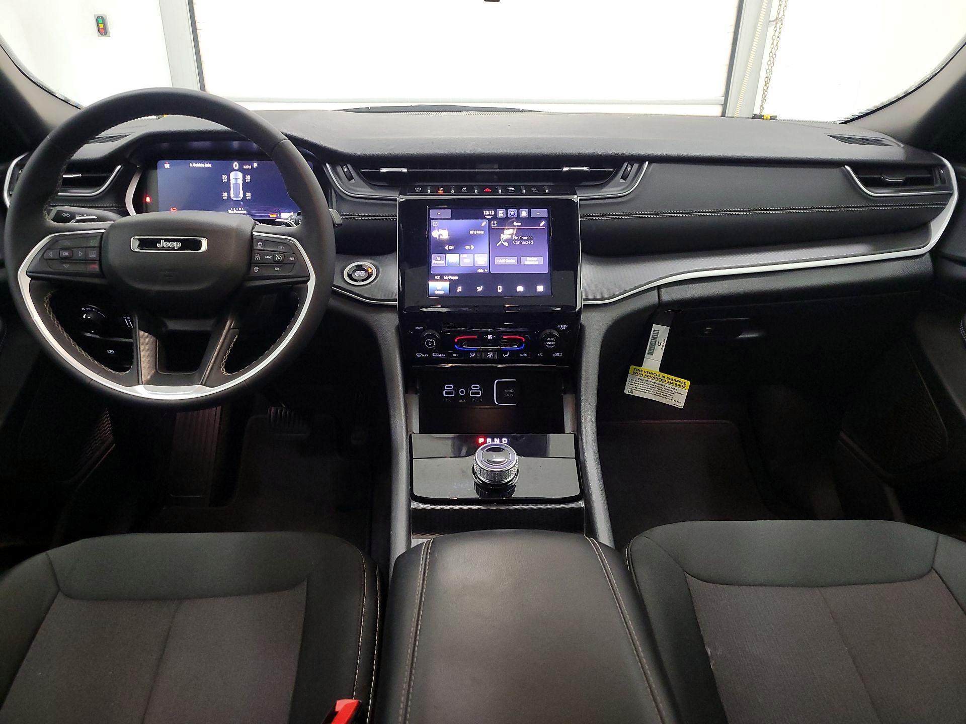 Thumbnail: 2025 Jeep Grand Cherokee - 9