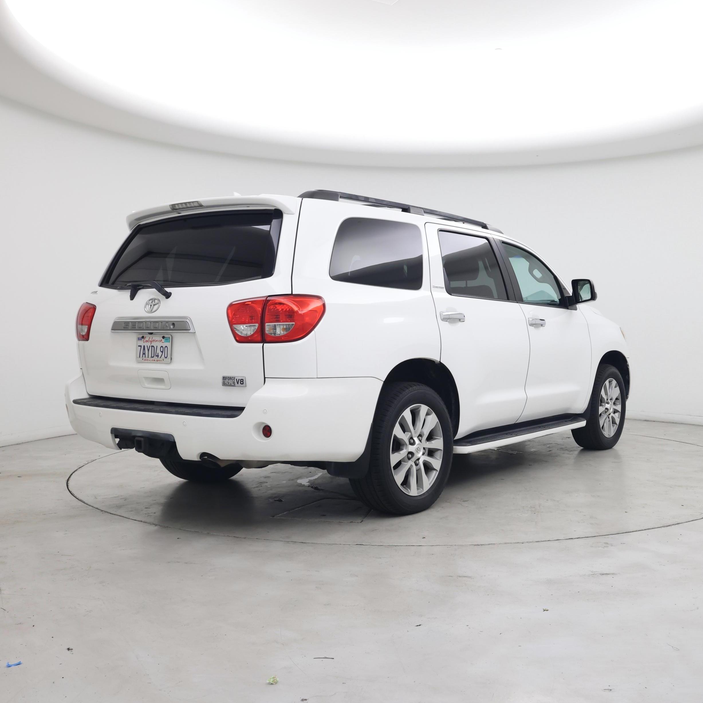 Thumbnail: 2014 Toyota Sequoia - 8