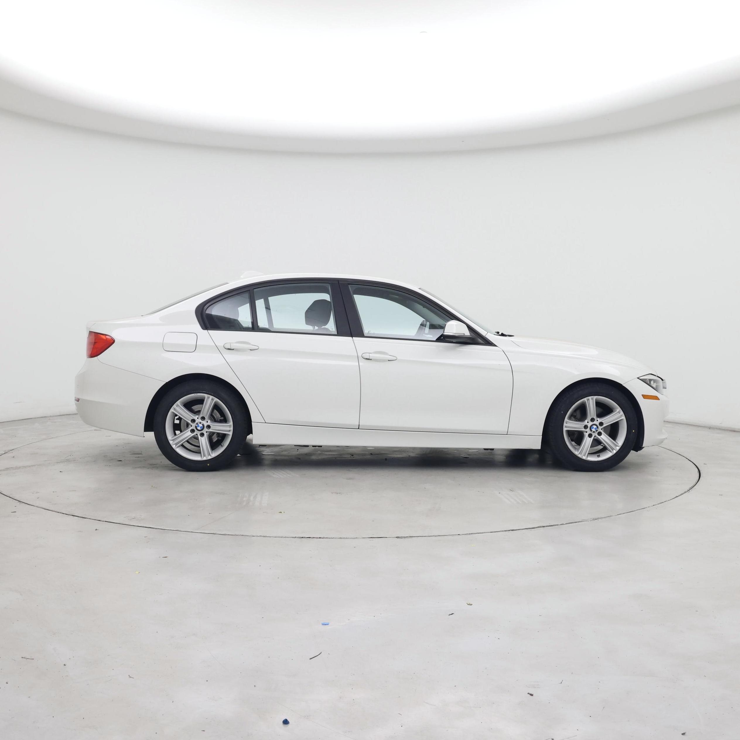 Thumbnail: 2015 BMW 3 Series - 7