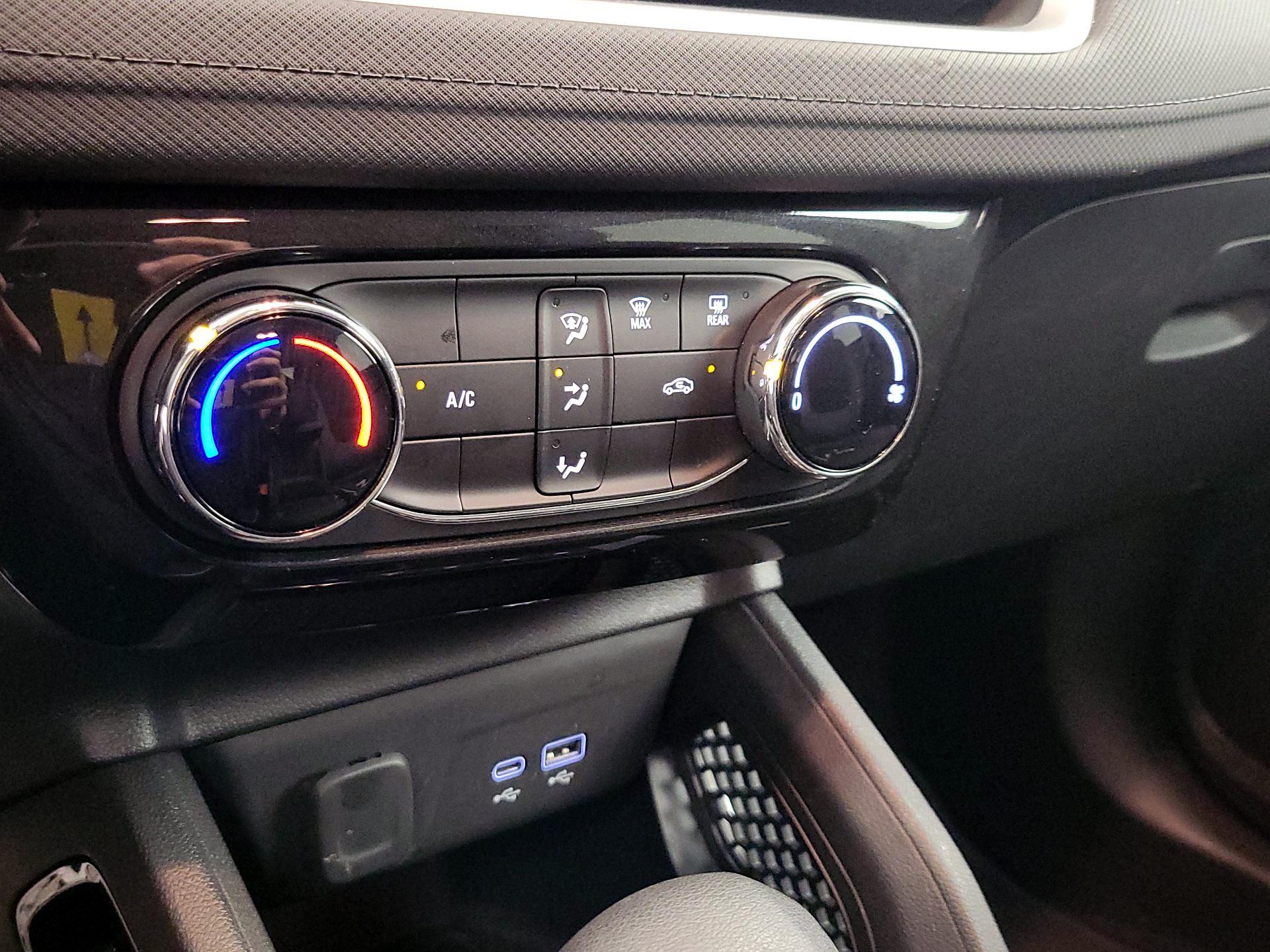 Thumbnail: 2025 Chevrolet TrailBlazer - 16