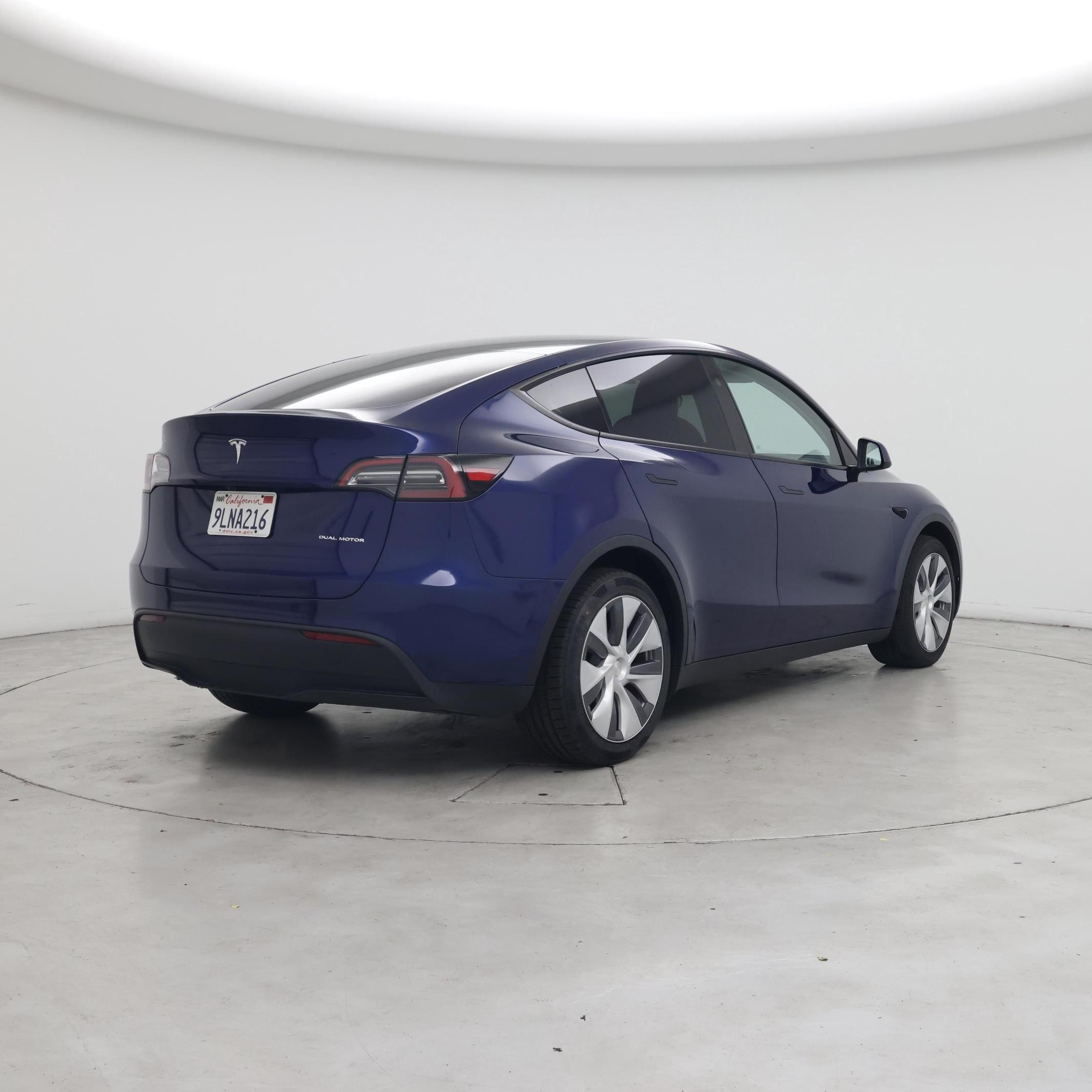 Thumbnail: 2024 Tesla Model Y - 8
