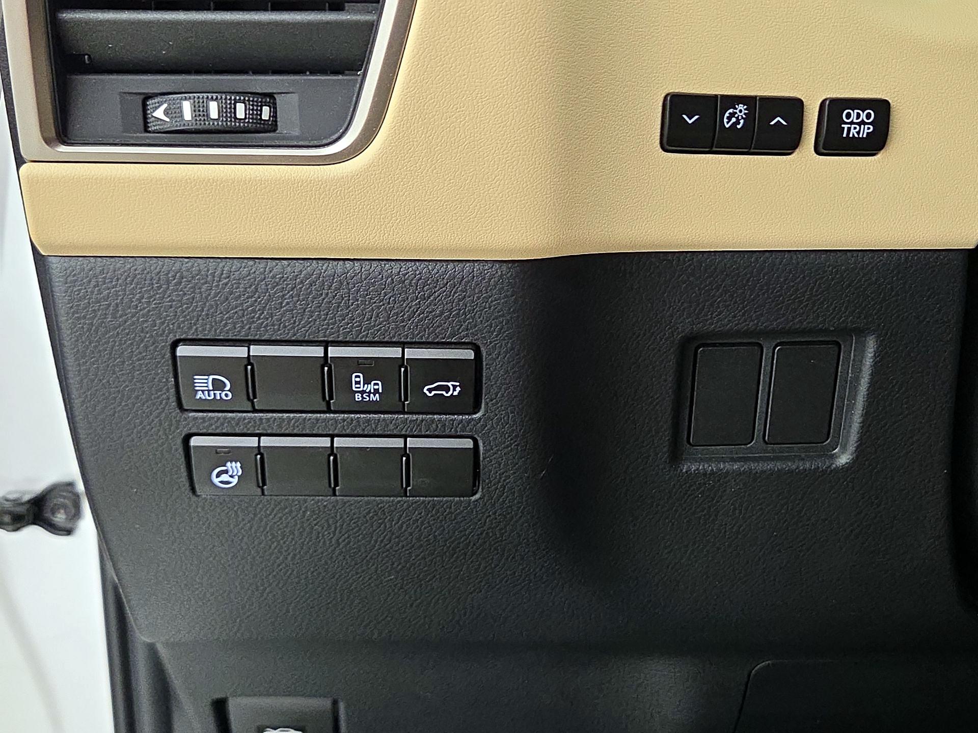 Thumbnail: 2020 Lexus NX - 13