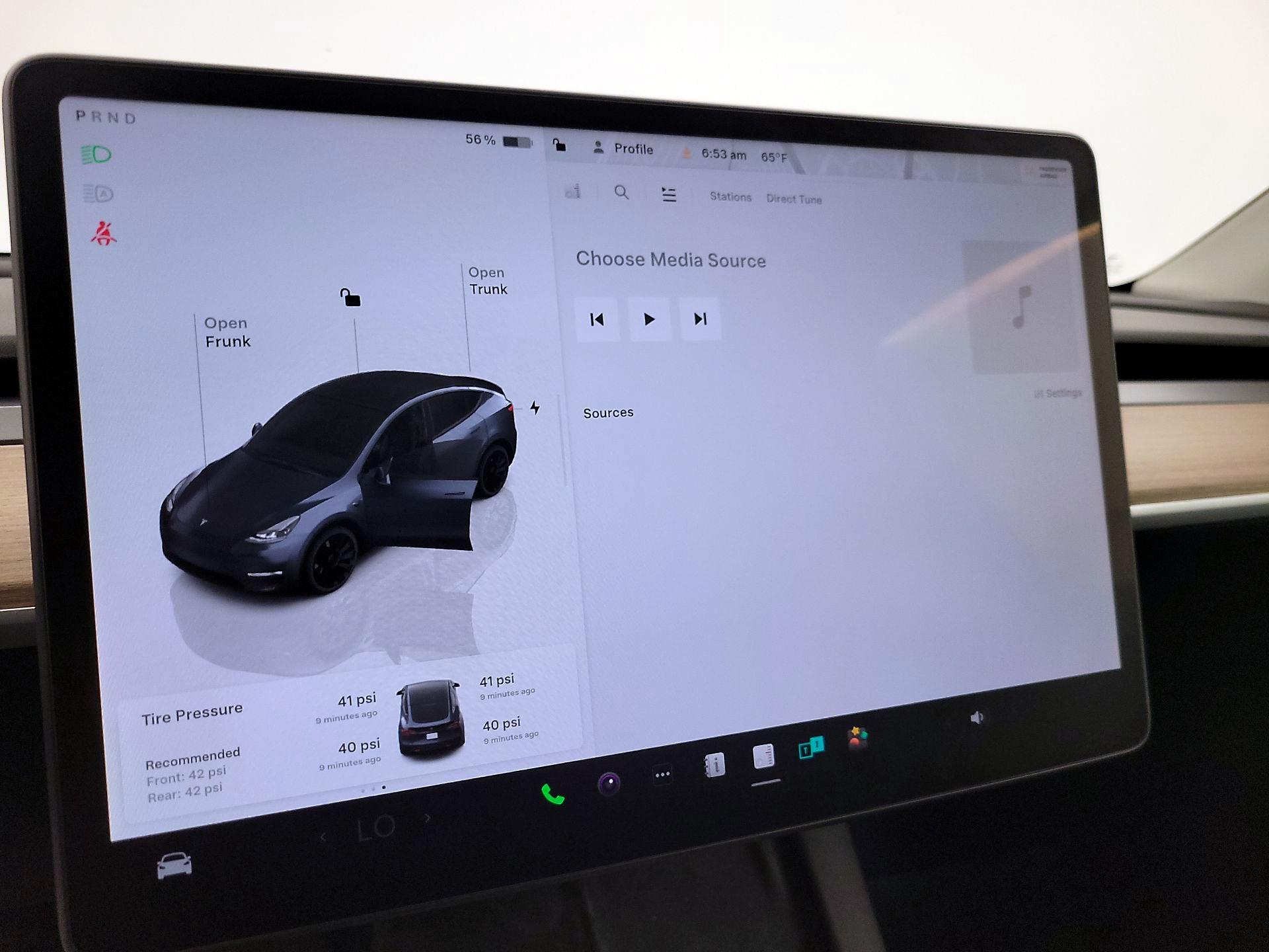 Thumbnail: 2023 Tesla Model Y - 15