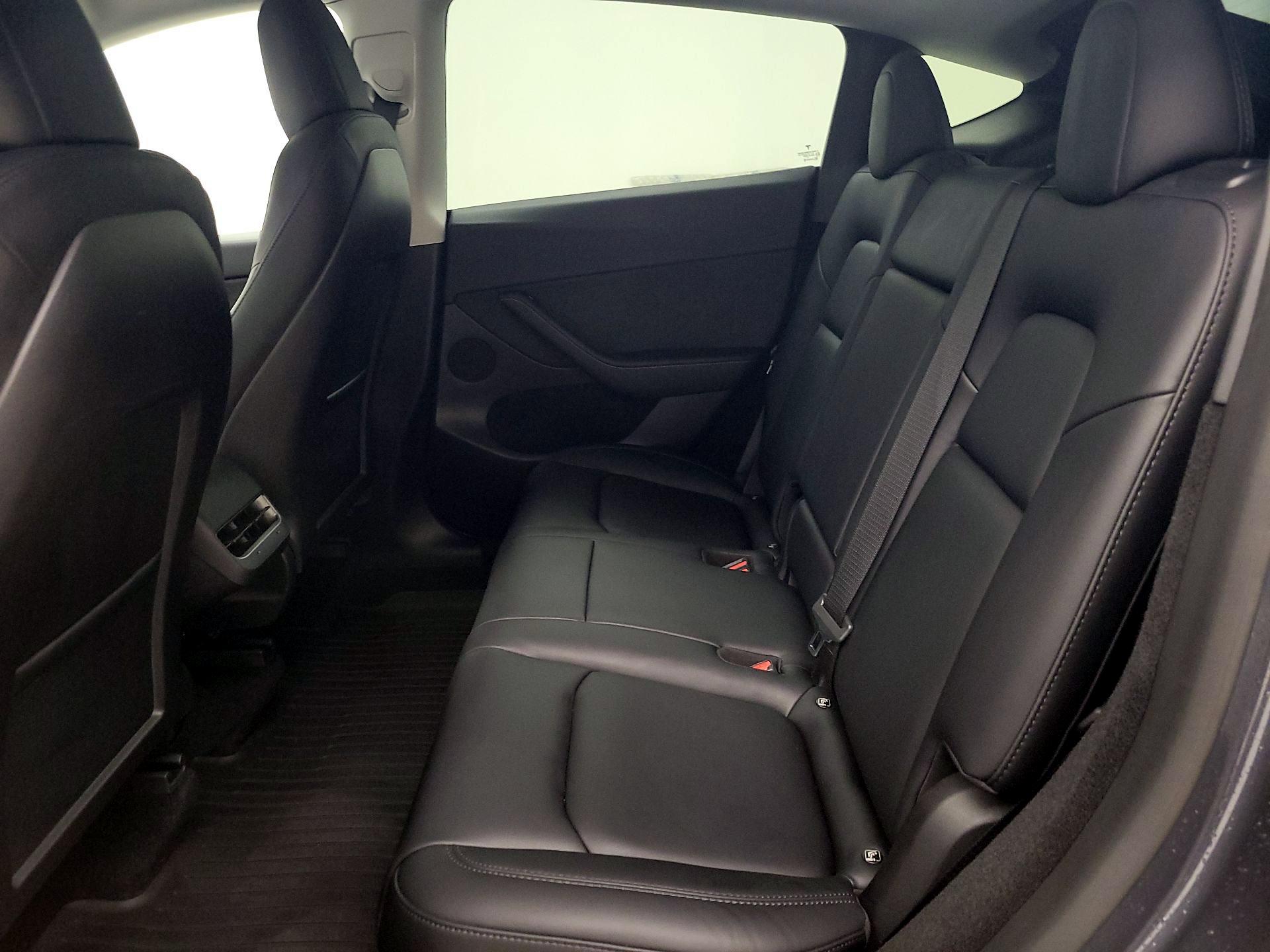 Thumbnail: 2023 Tesla Model Y - 18