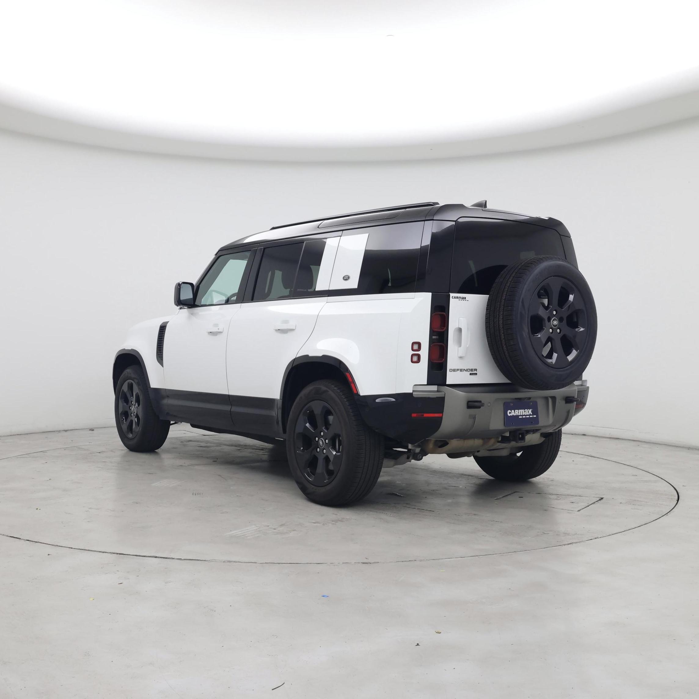 Thumbnail: 2023 Land Rover Defender - 2