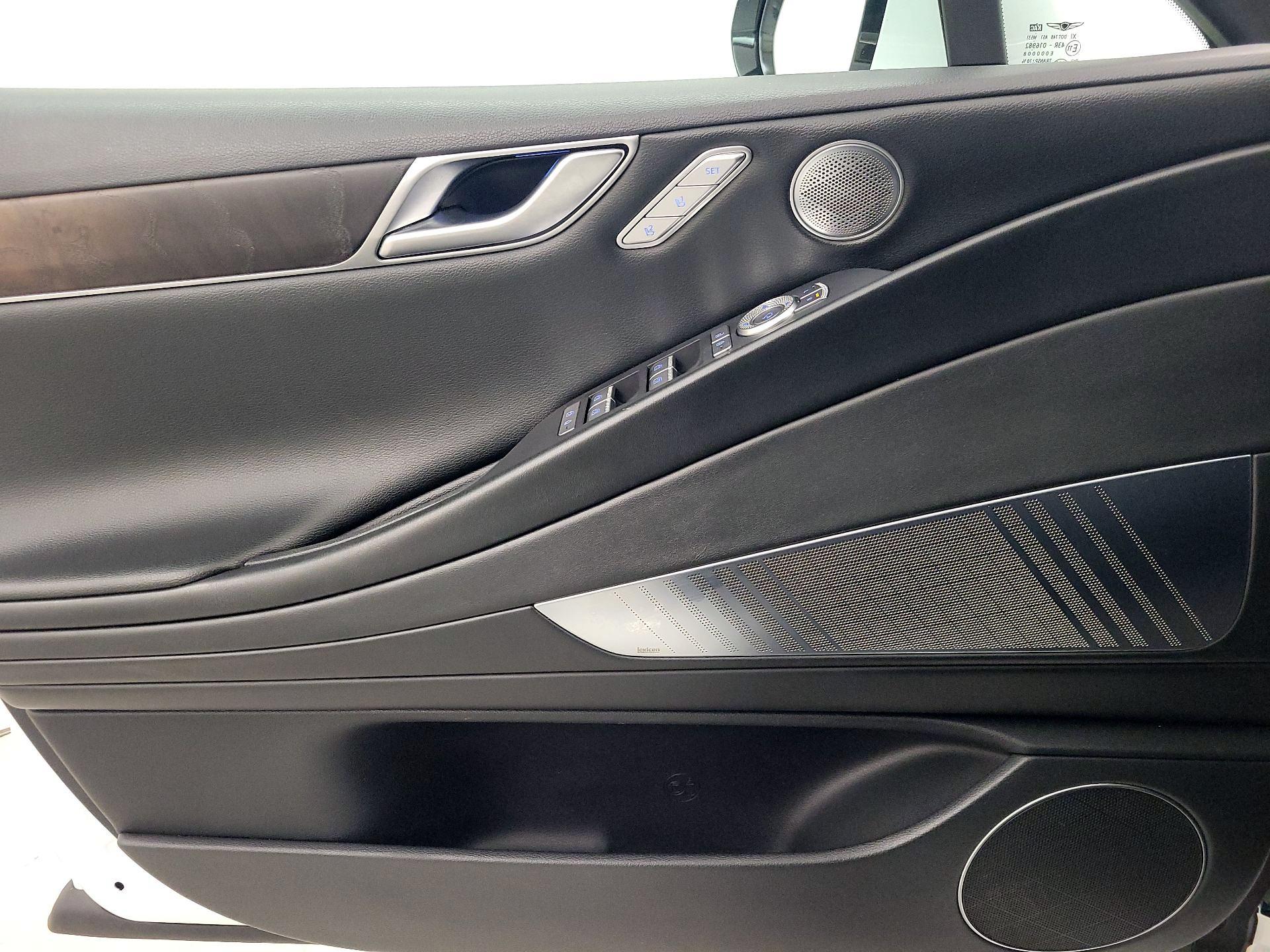 Thumbnail: 2021 Genesis G80 - 12