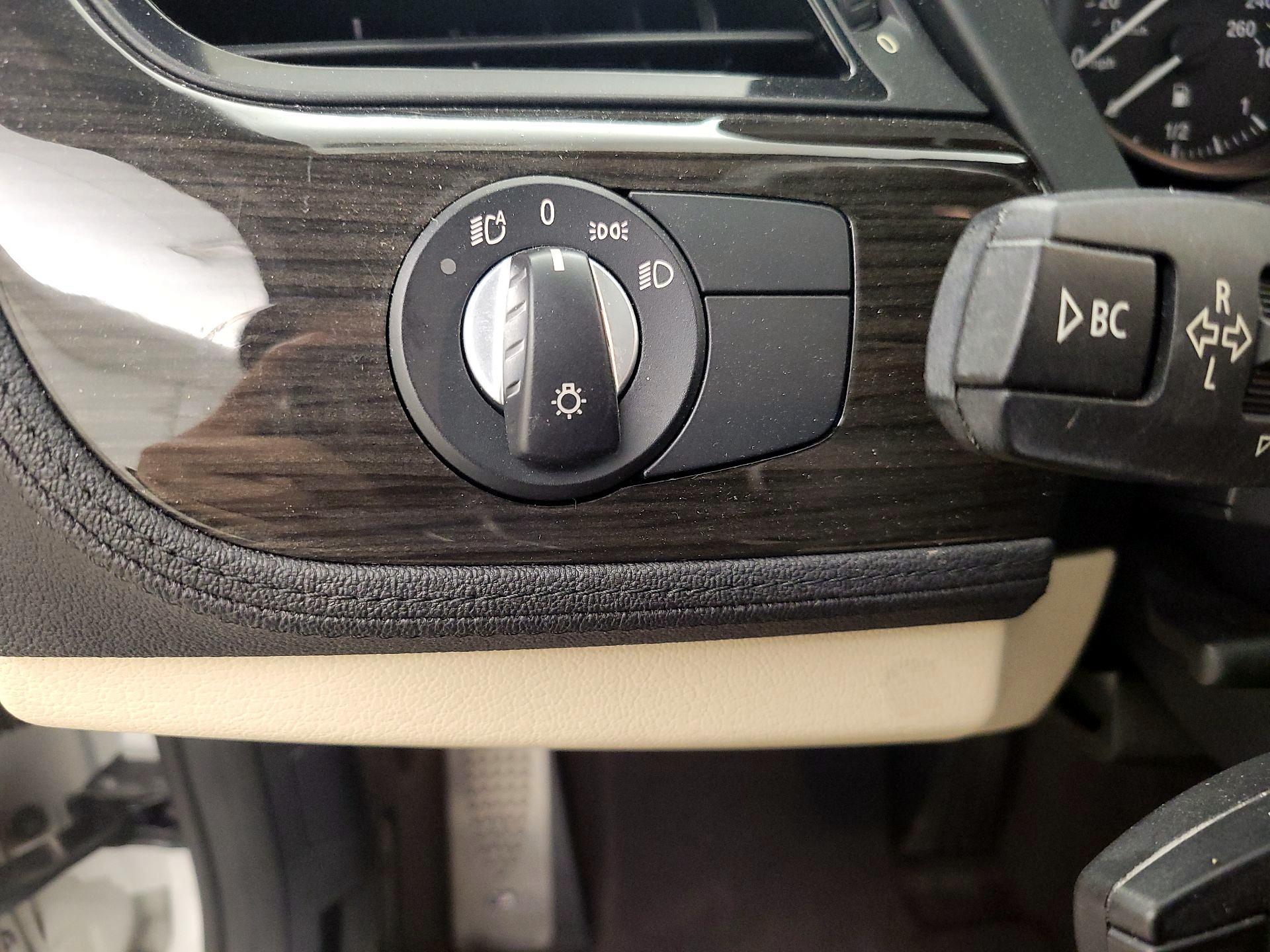 Thumbnail: 2016 BMW Z4 - 13