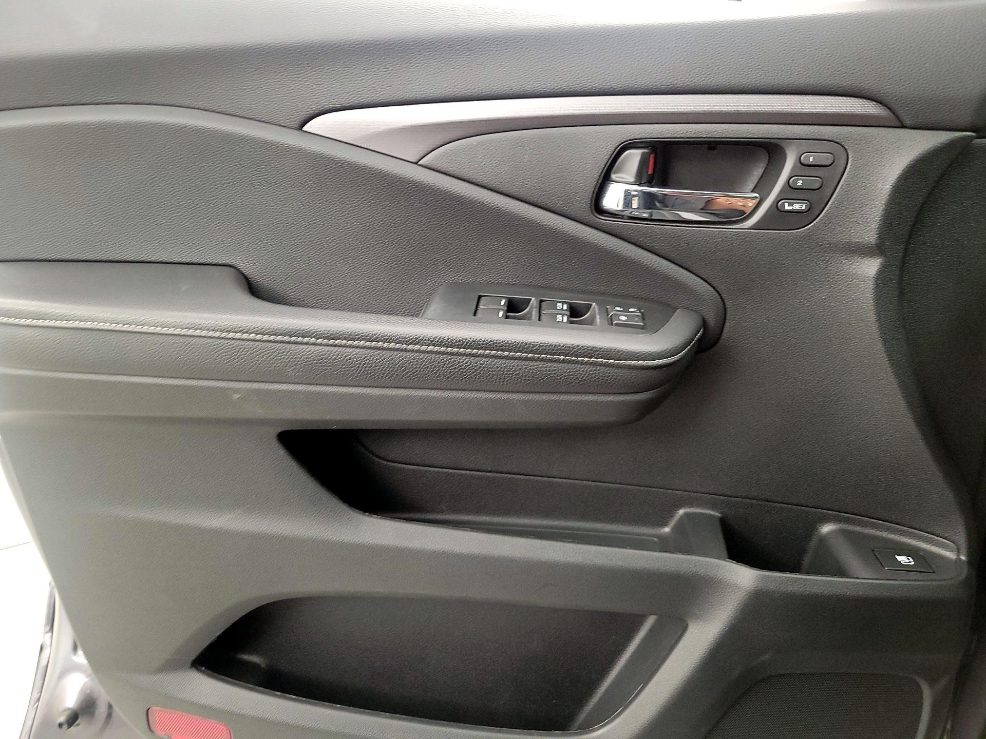 Thumbnail: 2025 Honda Ridgeline - 12