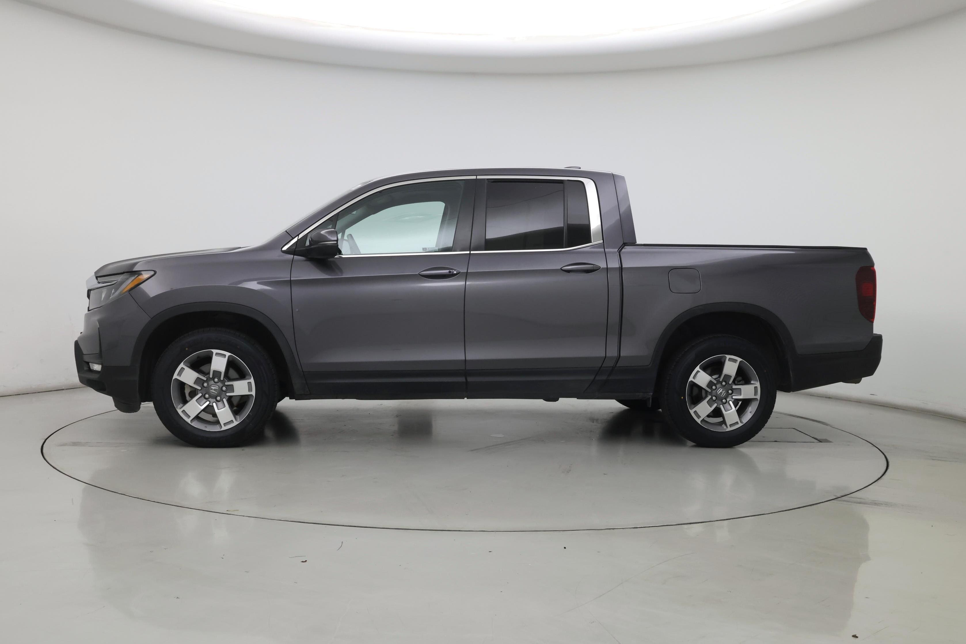 Thumbnail: 2025 Honda Ridgeline - 3