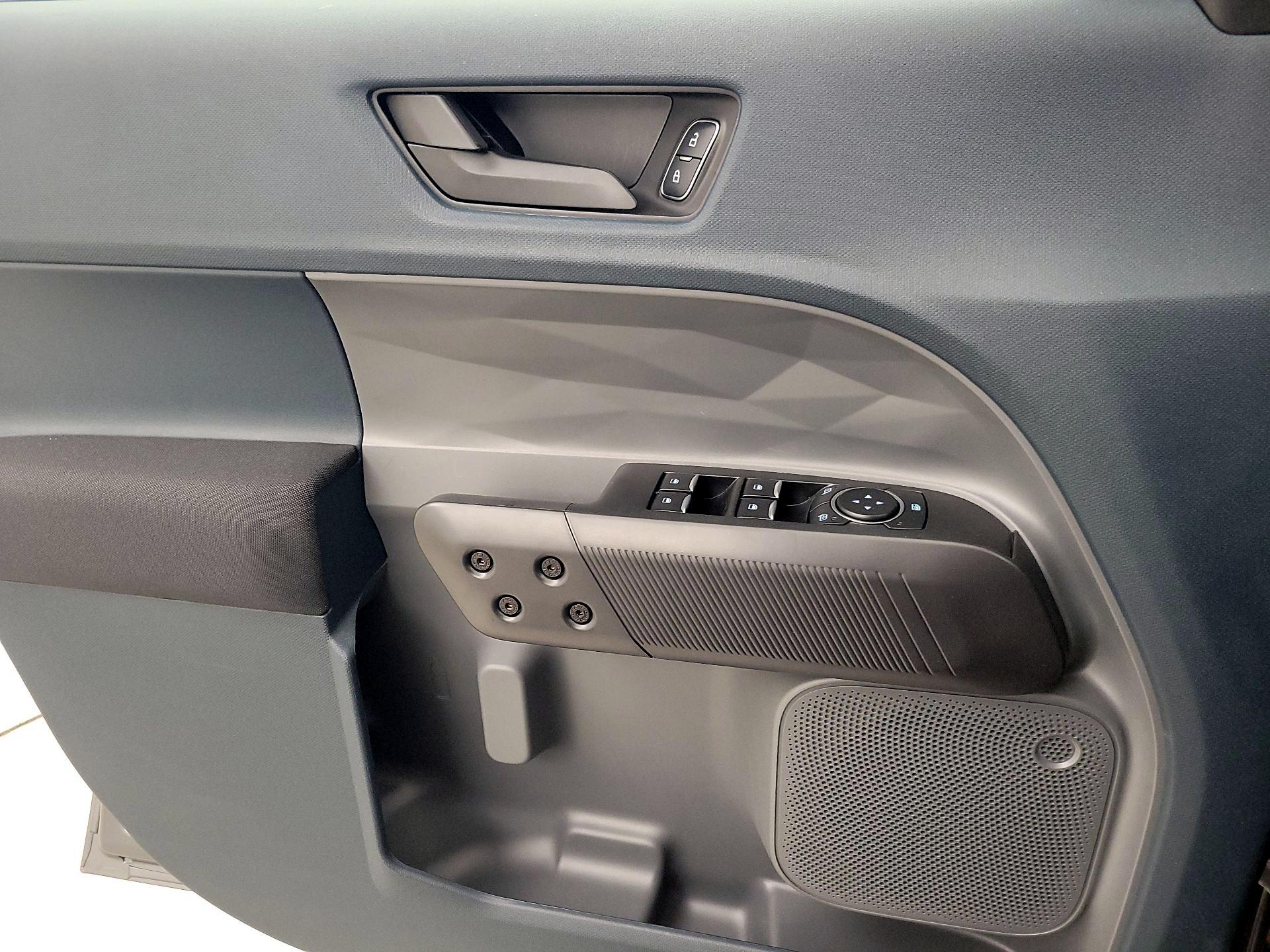 Thumbnail: 2025 Ford Maverick - 12