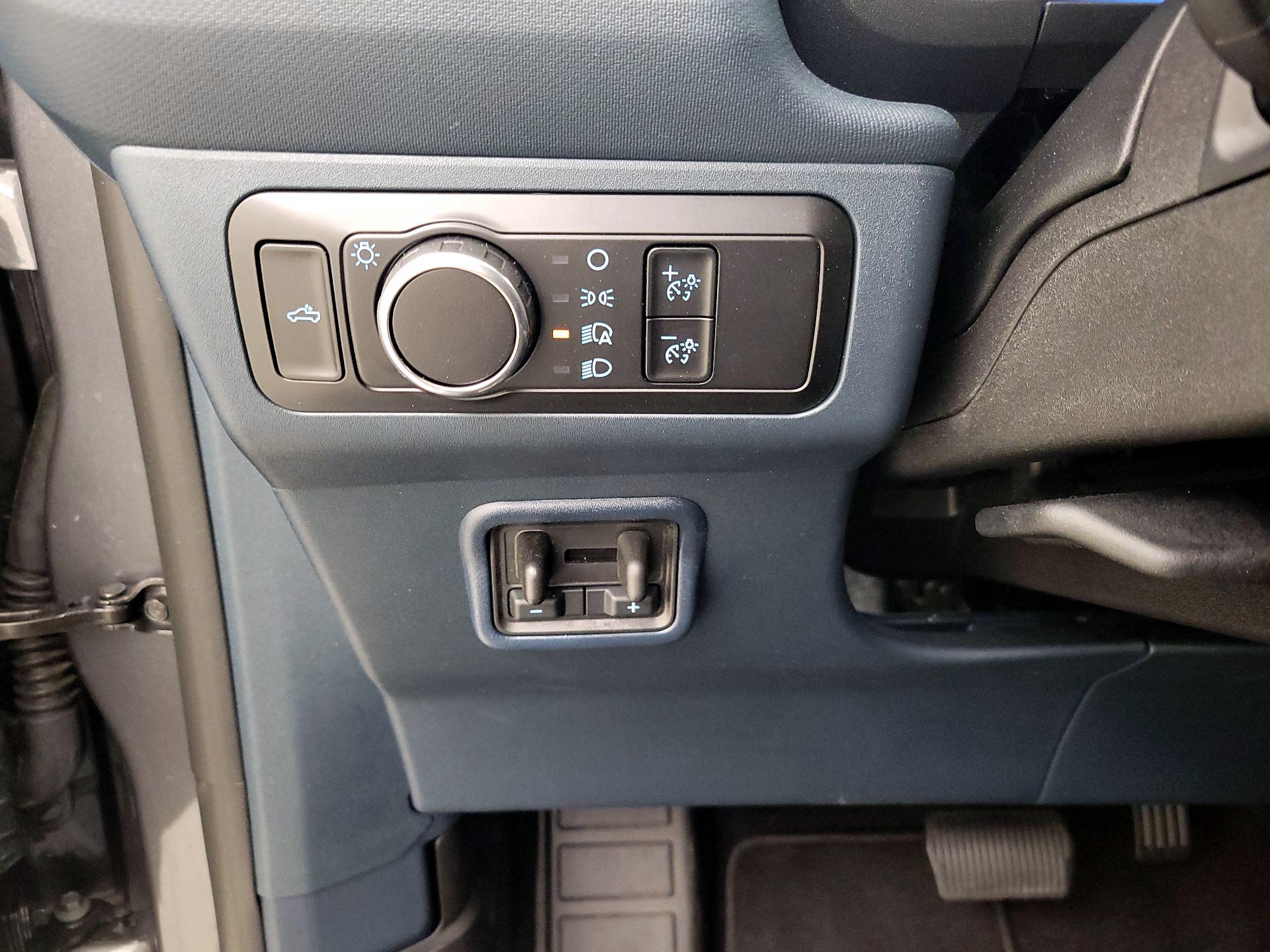 Thumbnail: 2025 Ford Maverick - 13