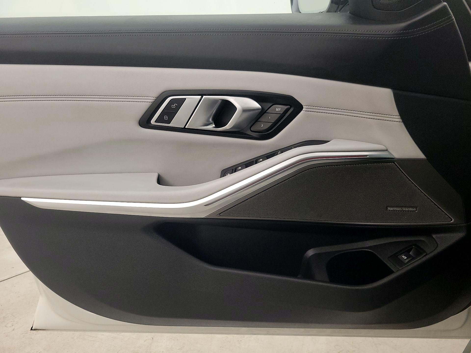 Thumbnail: 2021 BMW M3 - 12