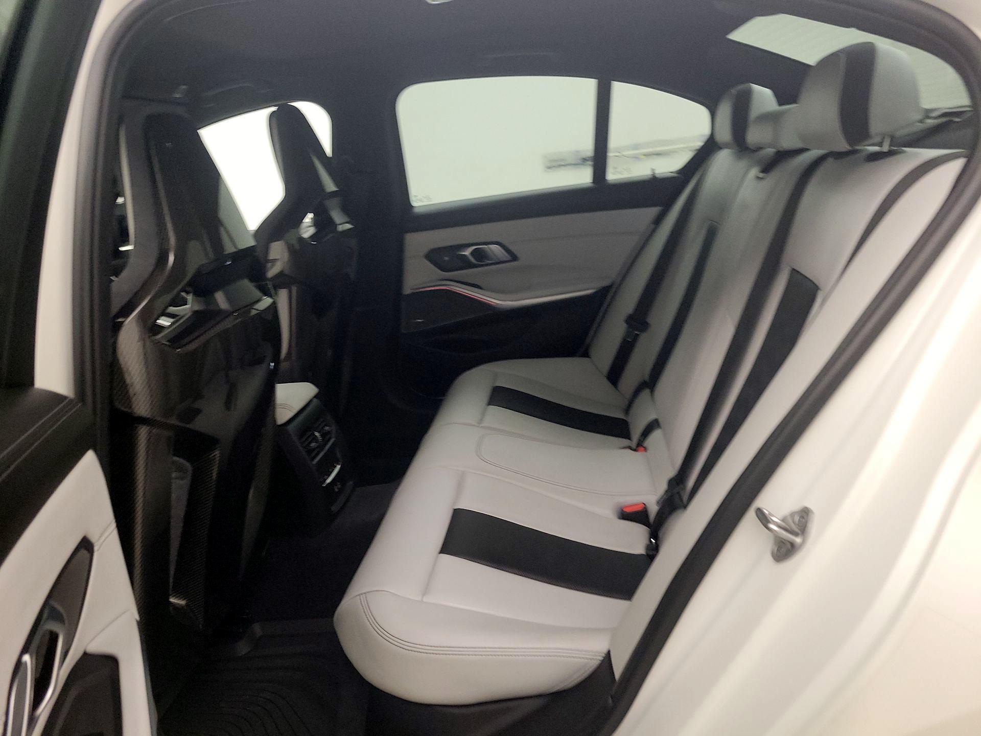 Thumbnail: 2021 BMW M3 - 20