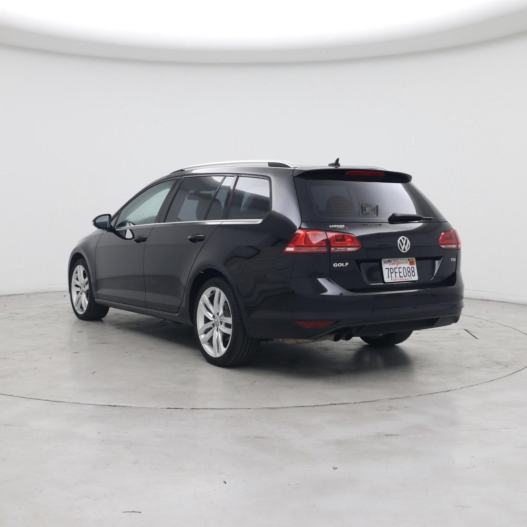 Thumbnail: 2015 Volkswagen Golf - 2