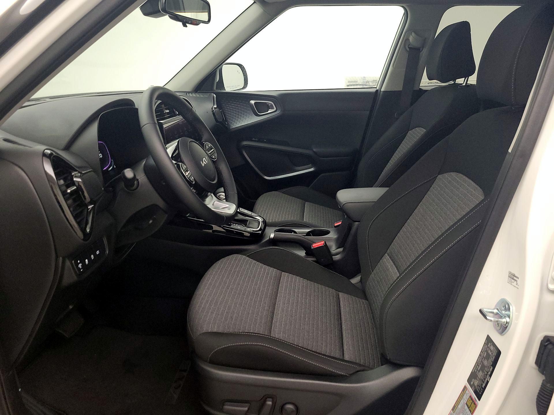 Thumbnail: 2025 Kia Soul - 11