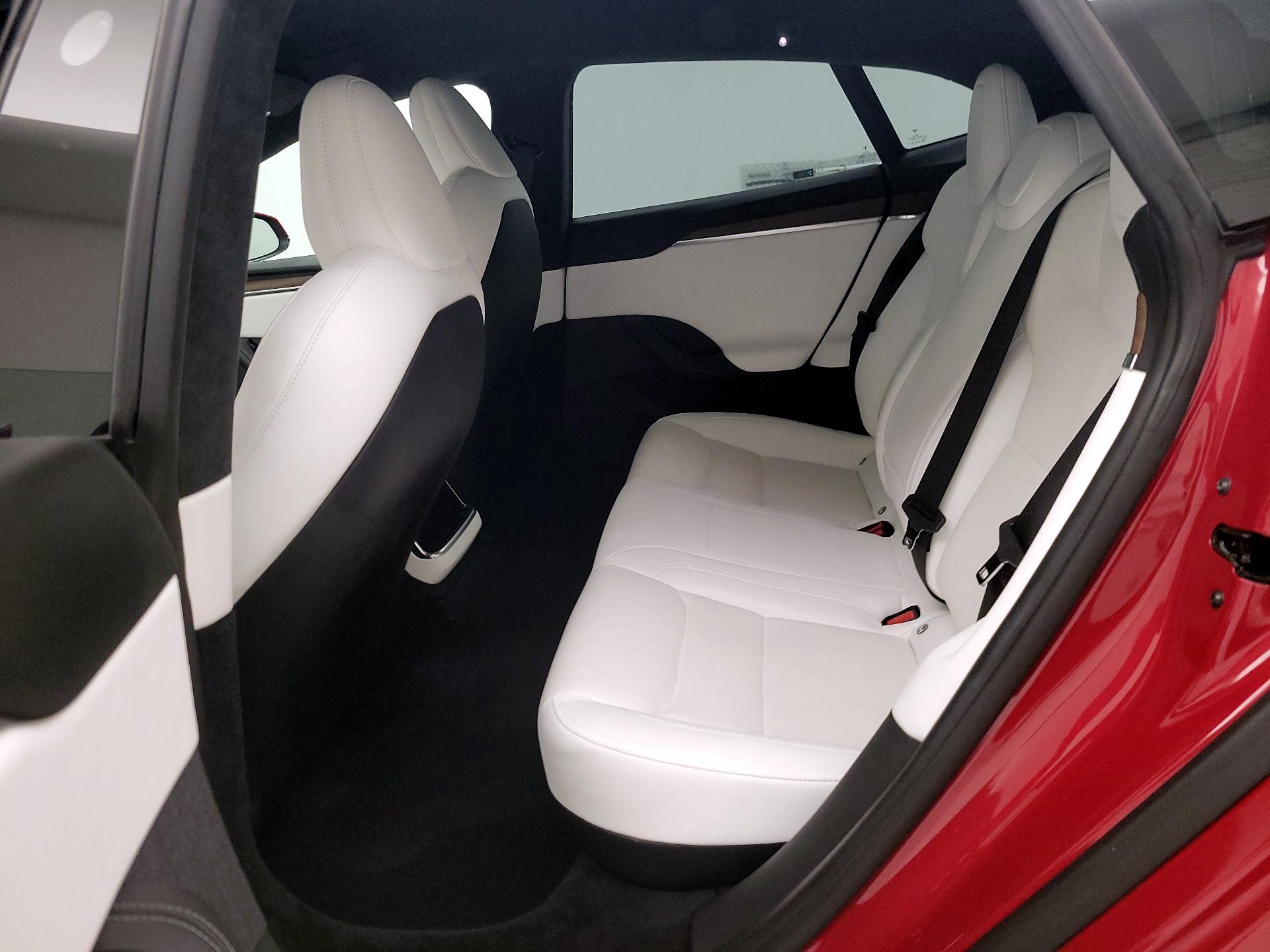 Thumbnail: 2022 Tesla Model S - 17