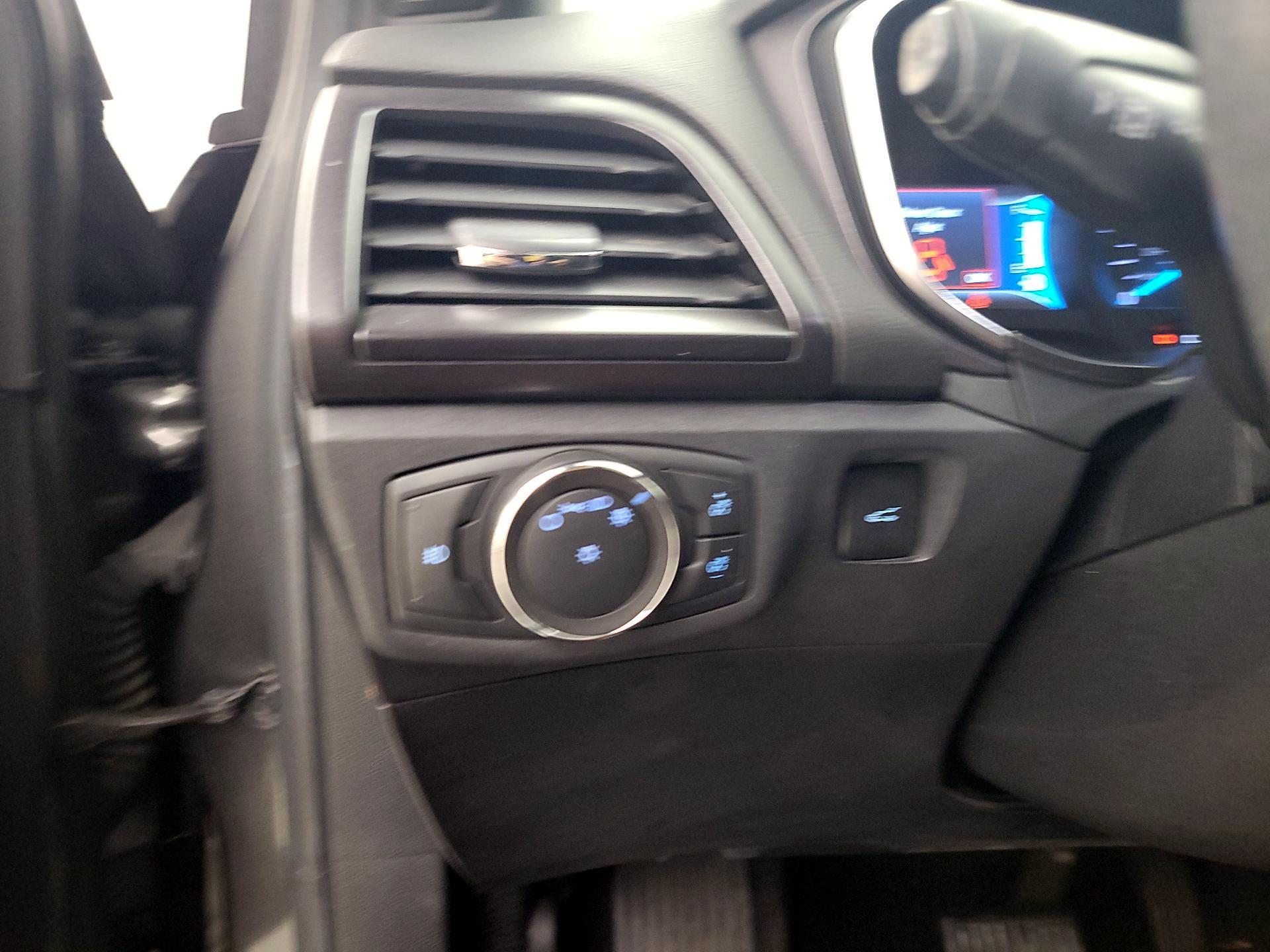 Thumbnail: 2020 Ford Fusion - 13