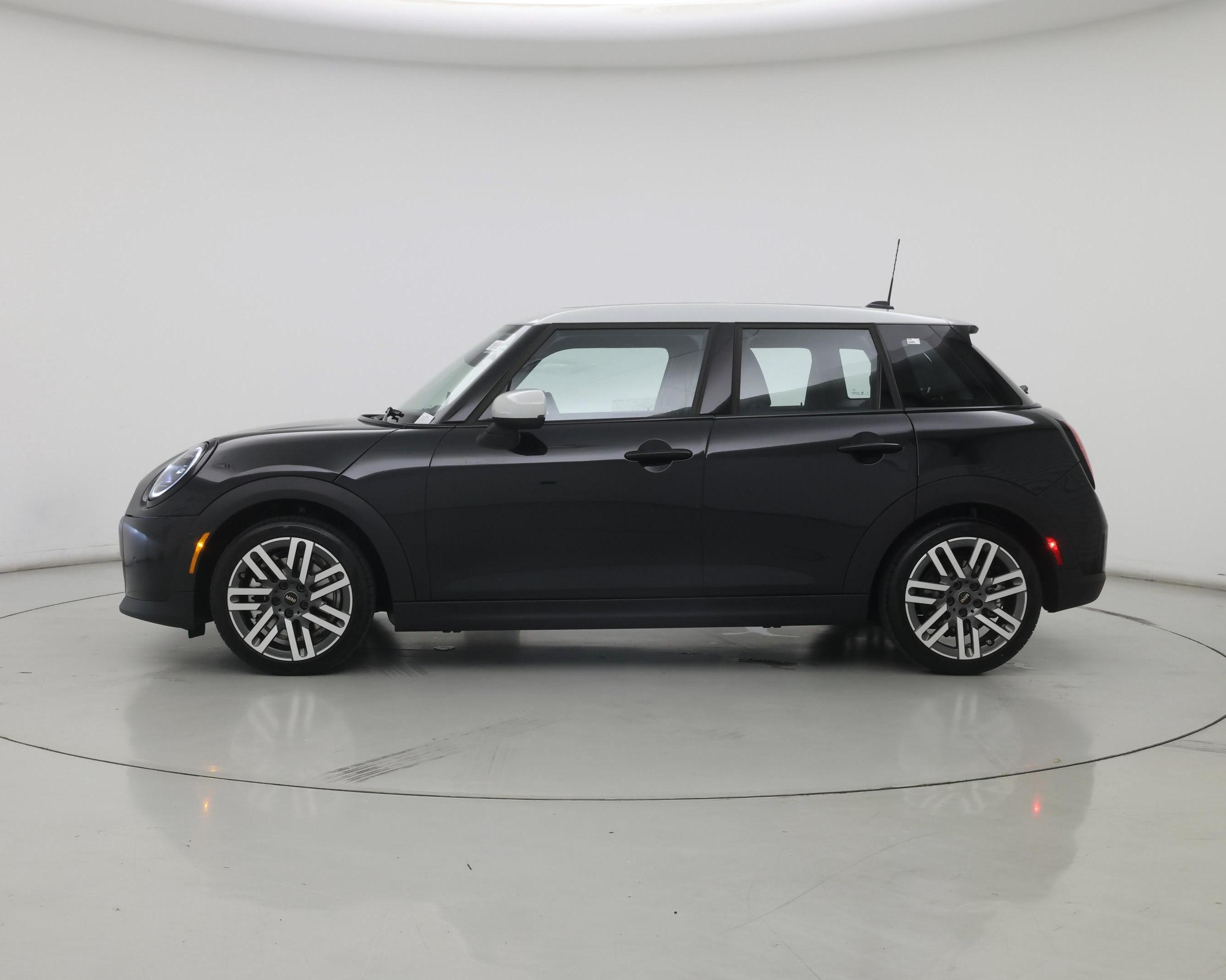 Thumbnail: 2026 MINI Cooper Hardtop - 3